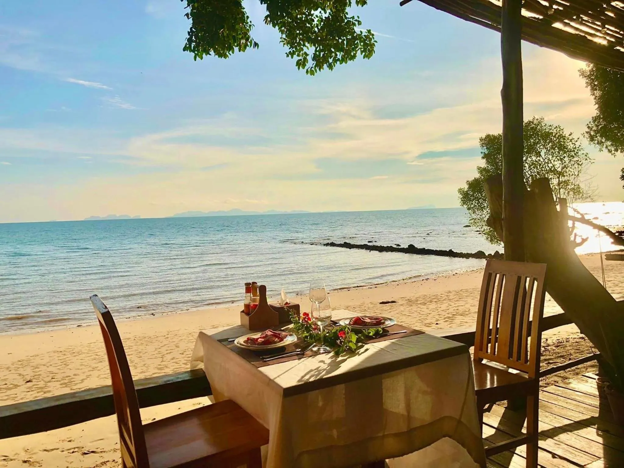 Dining area in Koh Jum Ocean Beach Resort