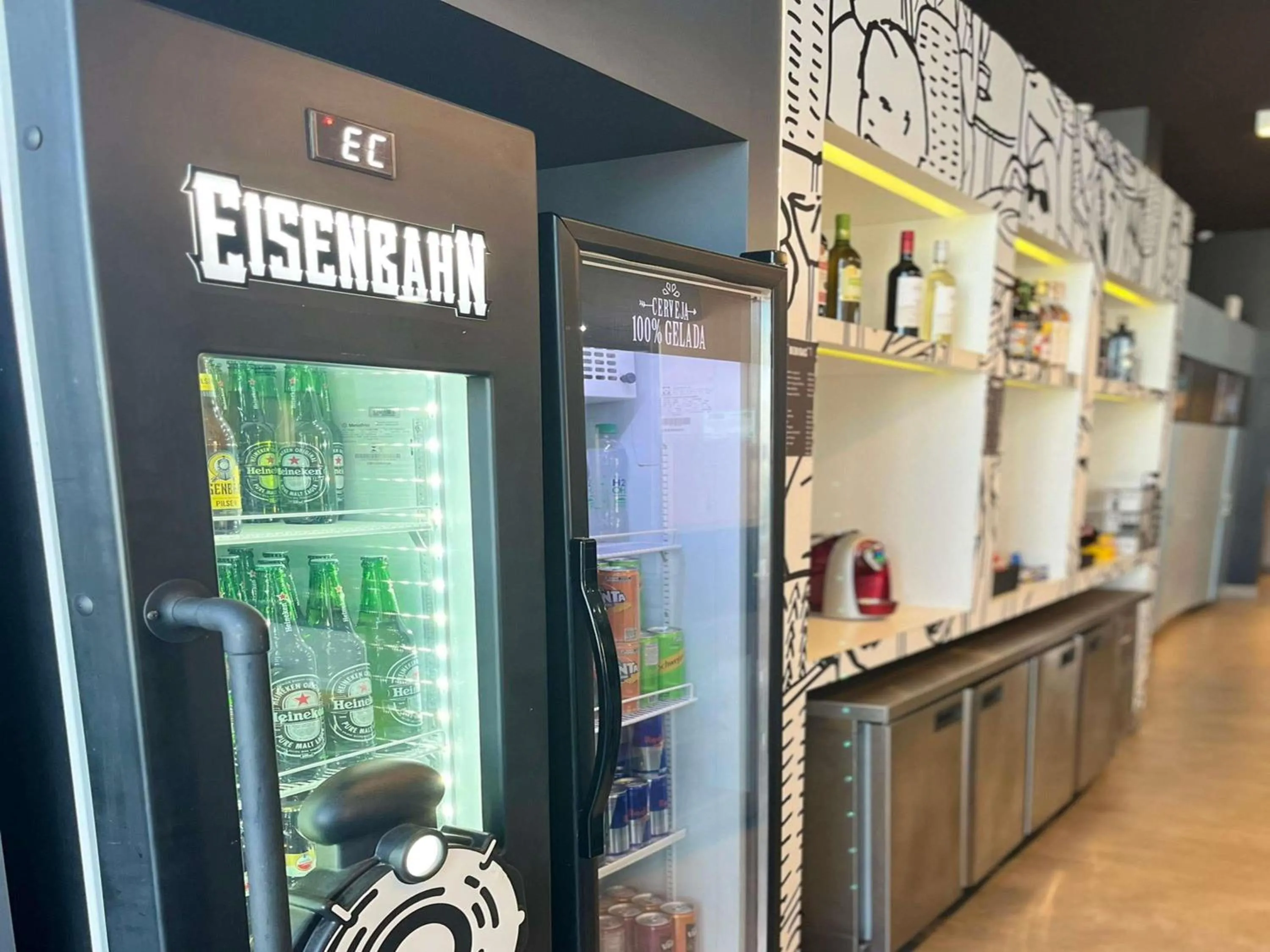 Lounge or bar in ibis Catalao