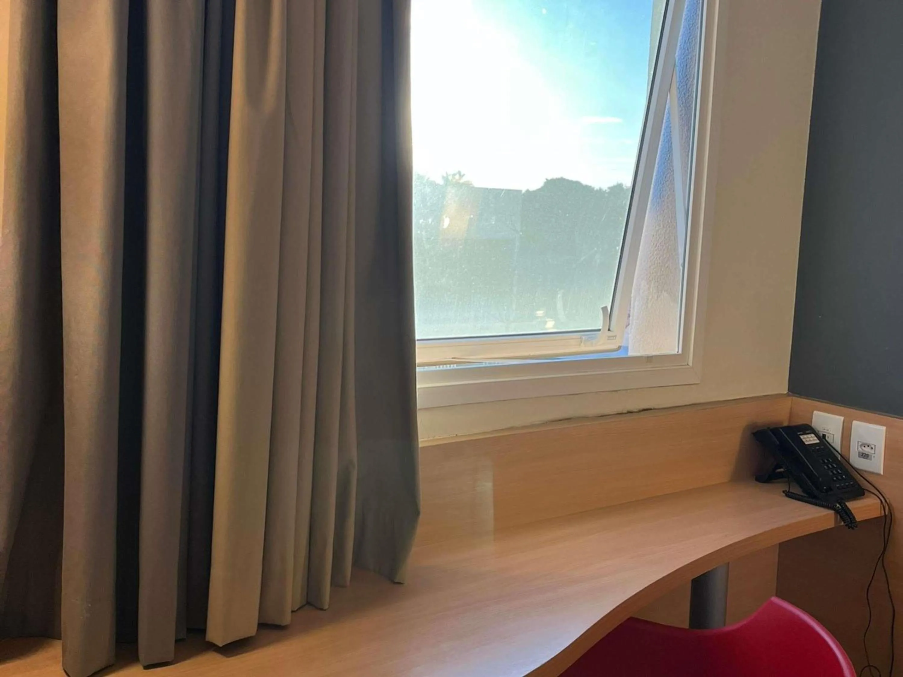 Bedroom in ibis Catalao