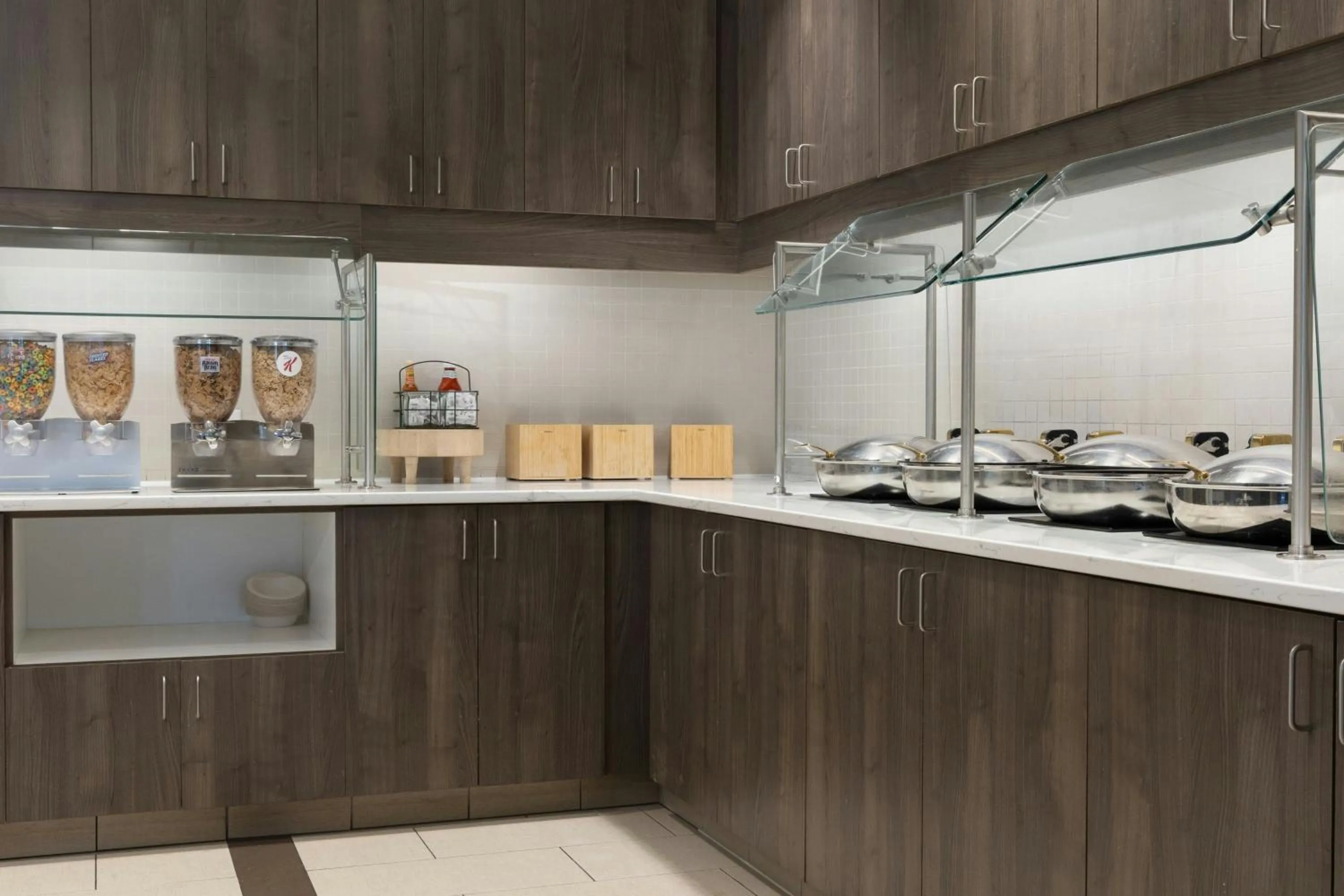 Breakfast in Residence Inn by Marriott Denver Central Park