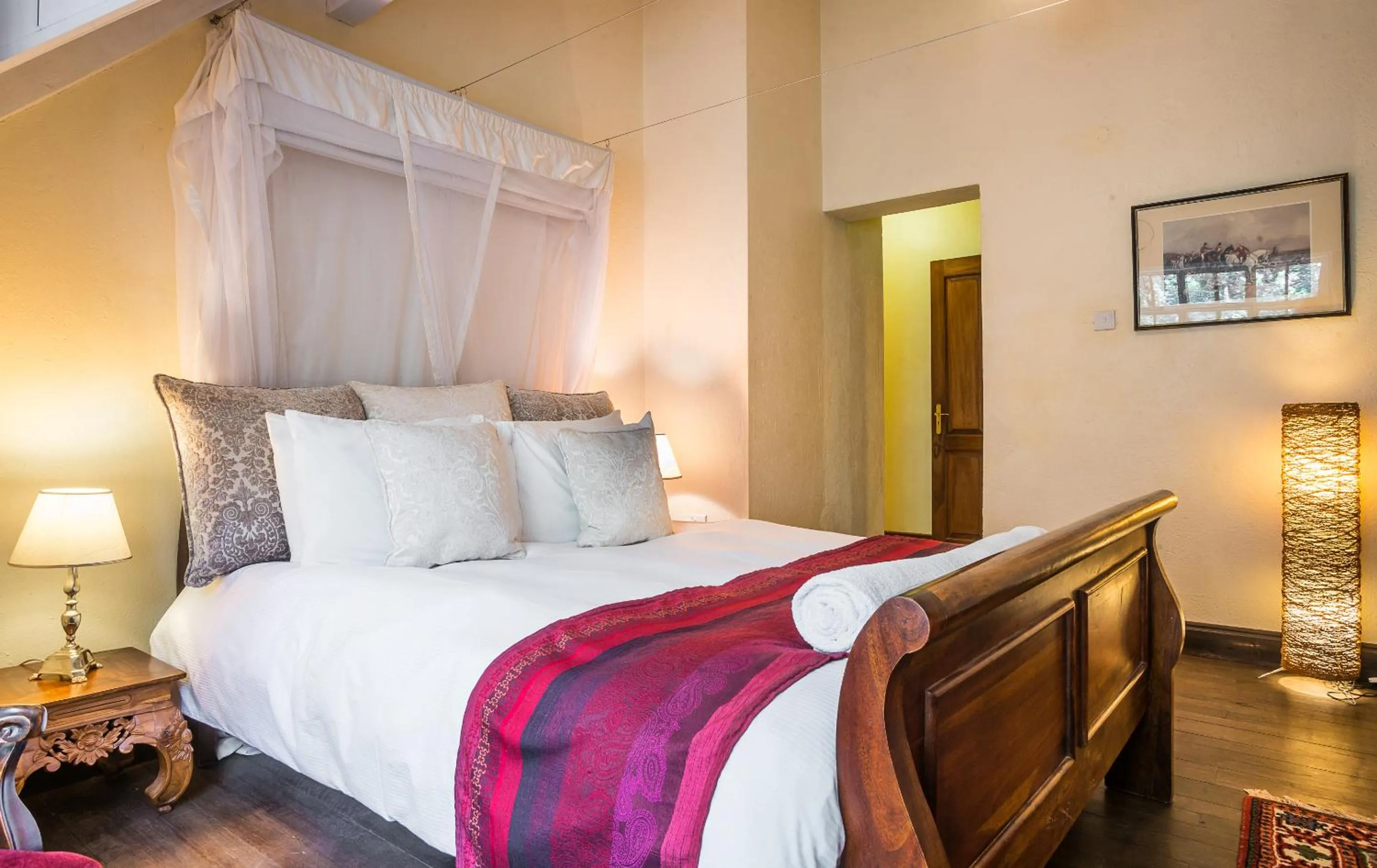 Photo of the whole room, Bed in Karen Gables