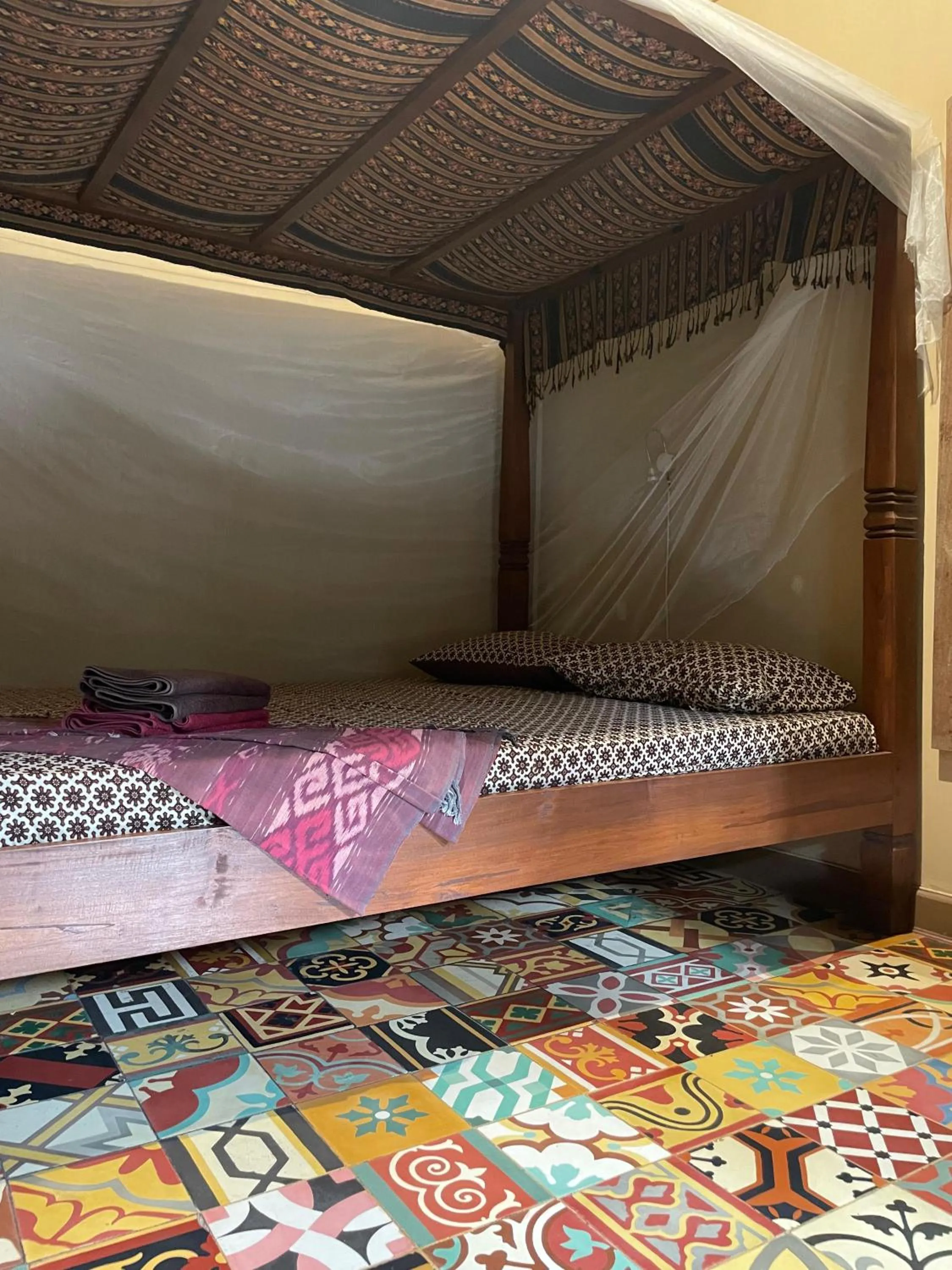 Bed in Bedhot Homestay