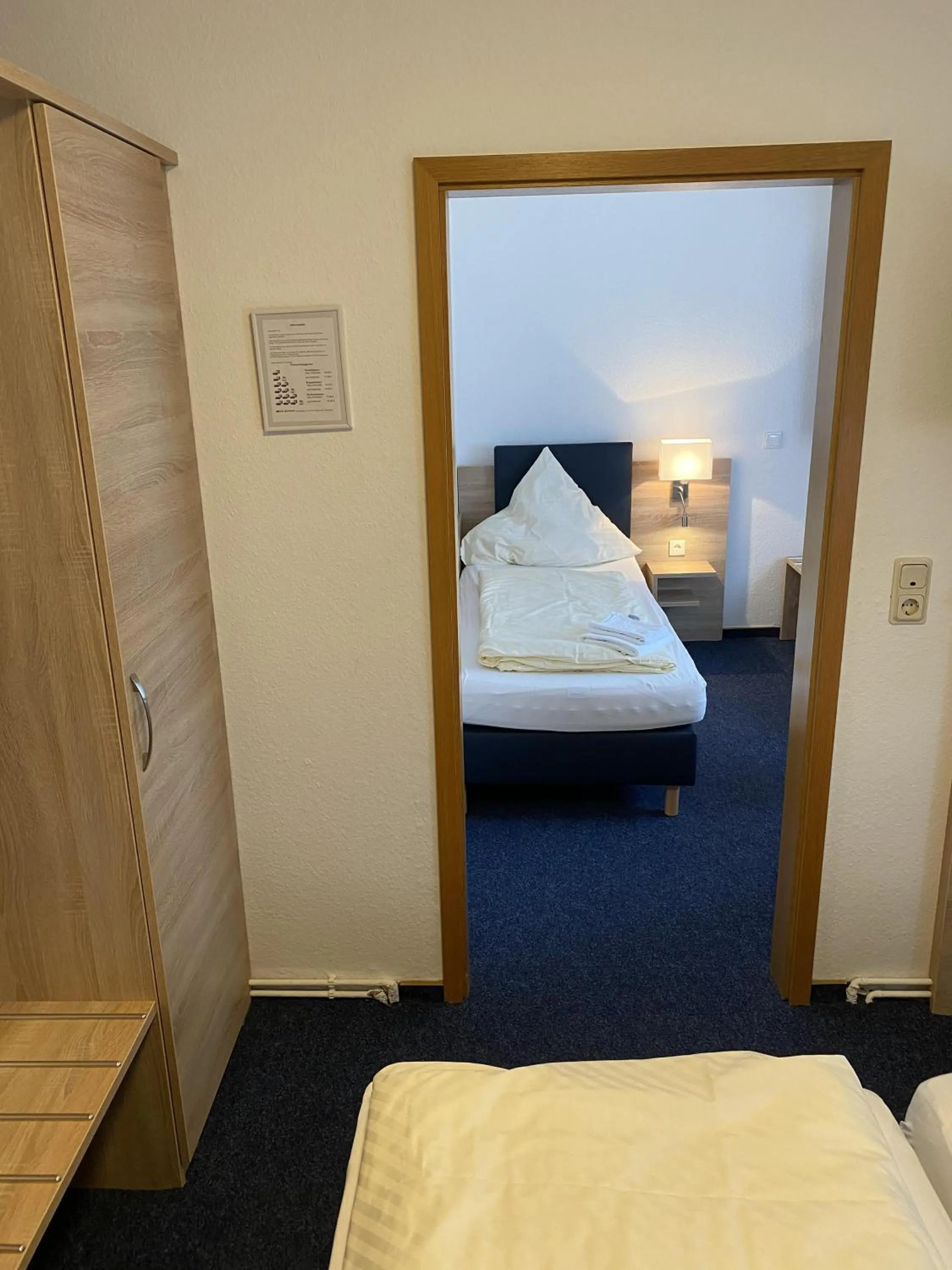 Bedroom, Bed in Motel Herbold