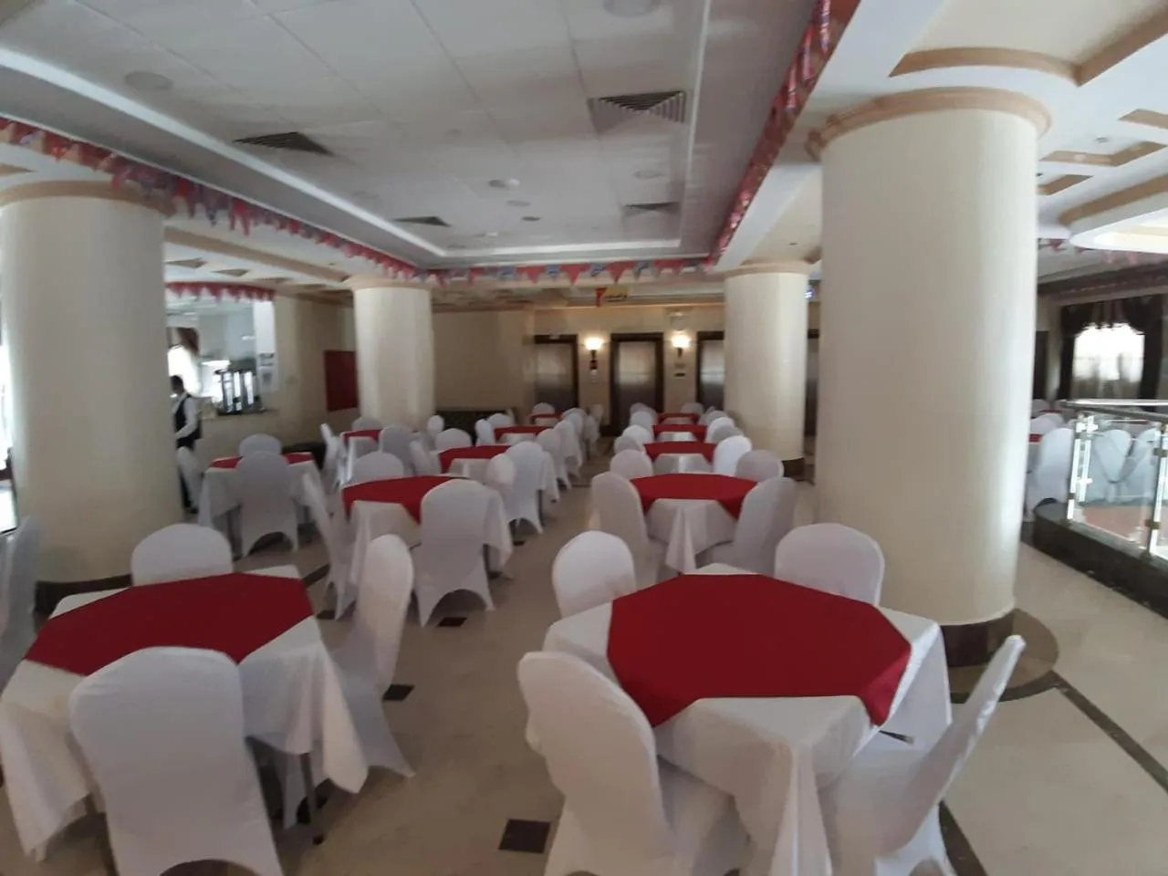 Restaurant/places to eat in Mirage Al Salam Hotel