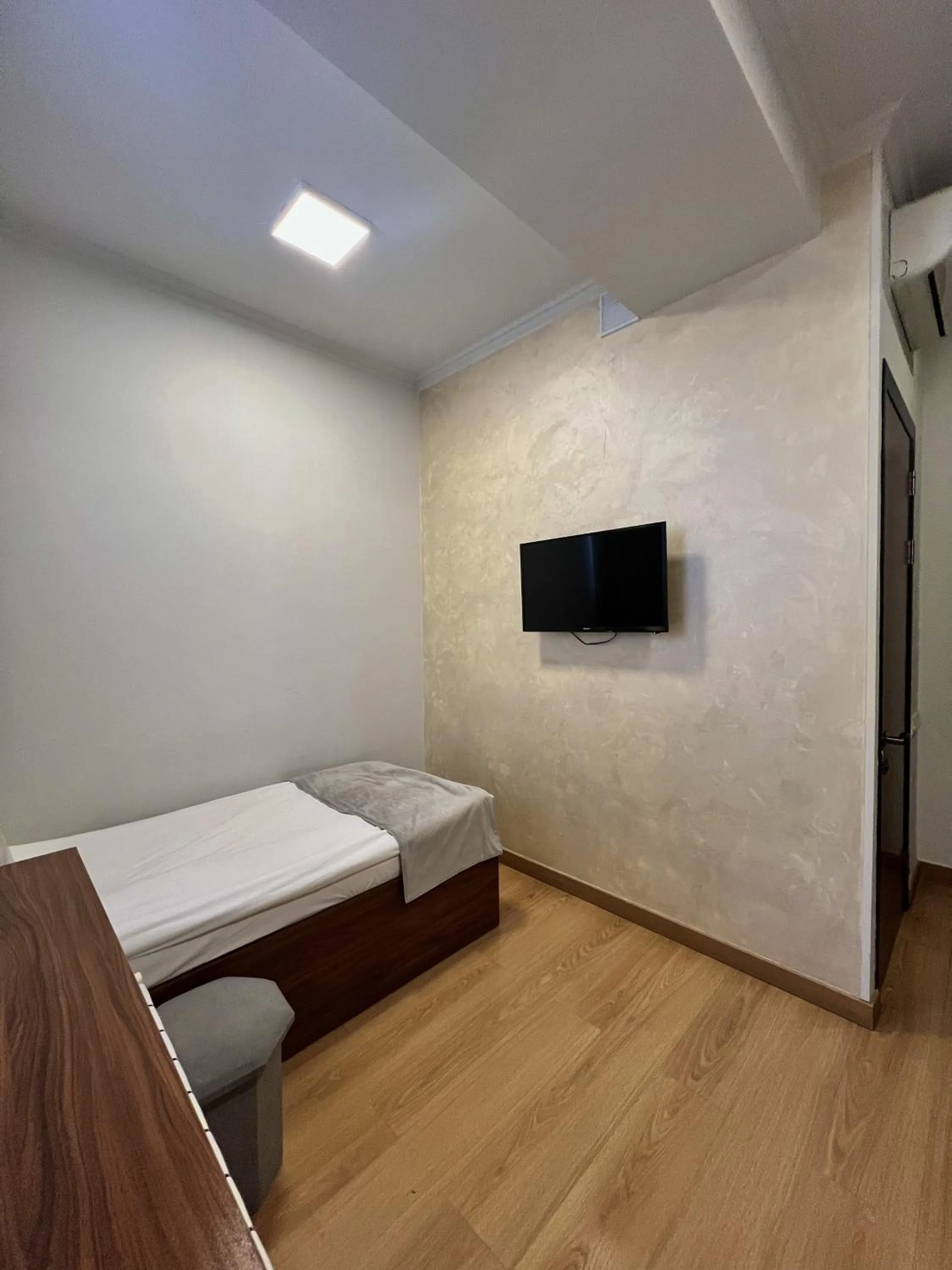 Bed in Mashtots Hotel