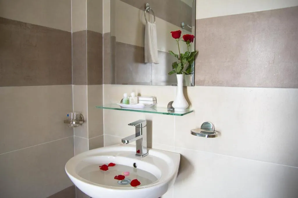 Poetic Hue Hotel & Spa