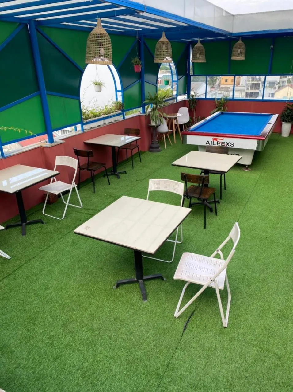 BBQ facilities in Poetic Hue Hotel & Spa