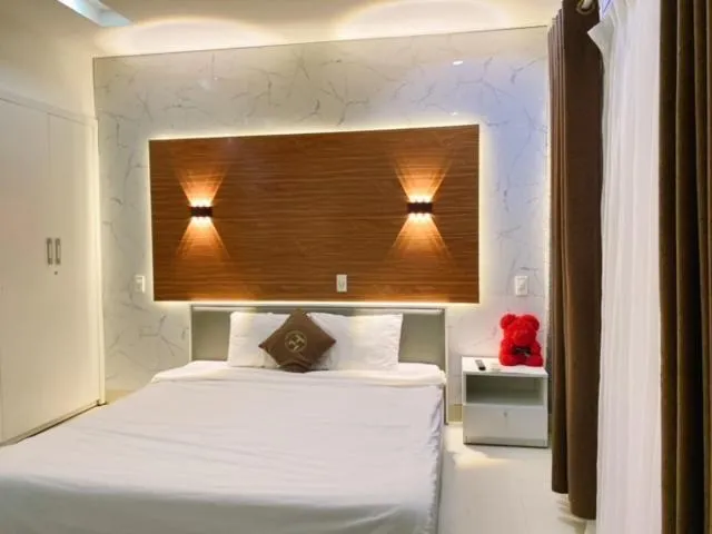 Bed in Poetic Hue Hotel & Spa