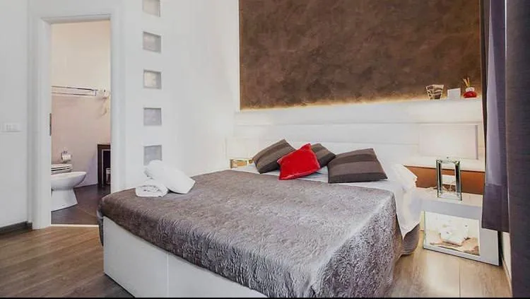 Bed in Persia Collection Trevi