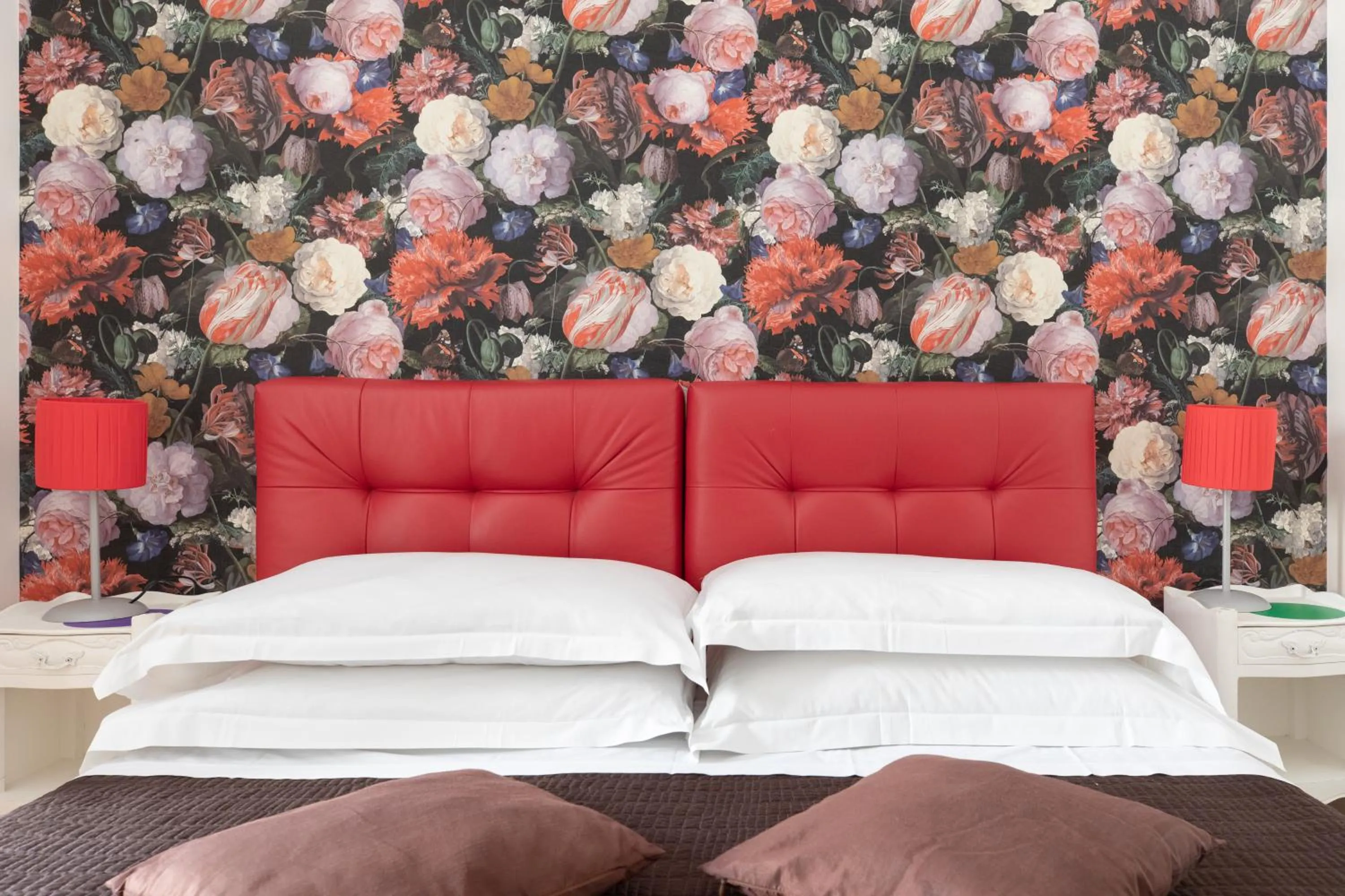 Bed in Persia Collection Trevi