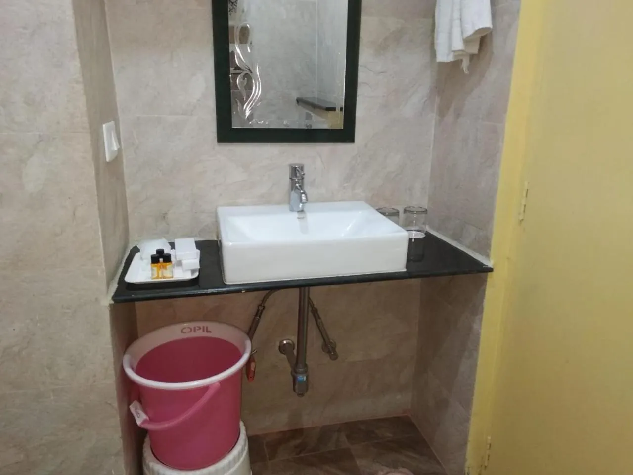 Dwivedi Hotels Sri Omkar Palace