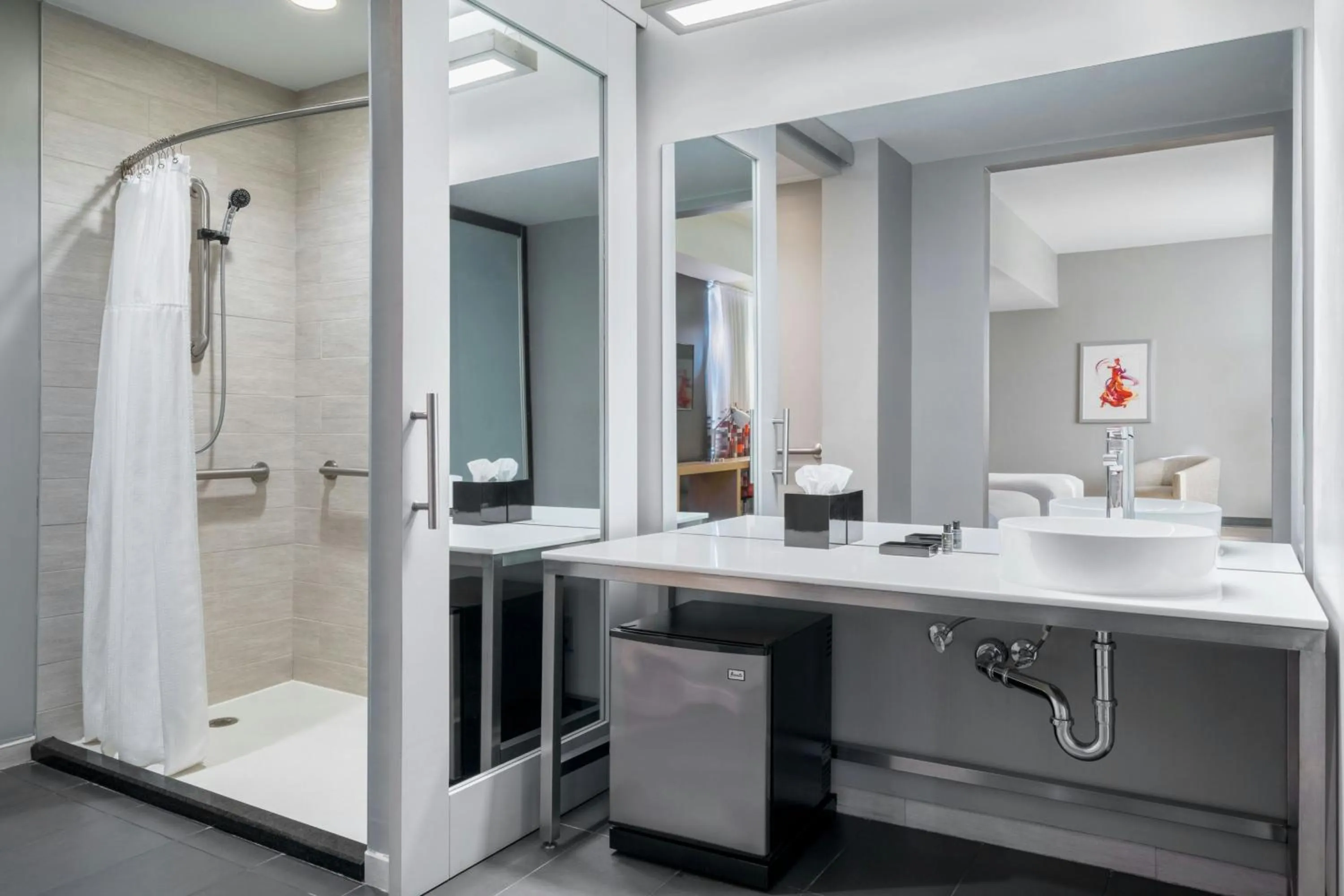 Bathroom in Aloft Columbia Downtown