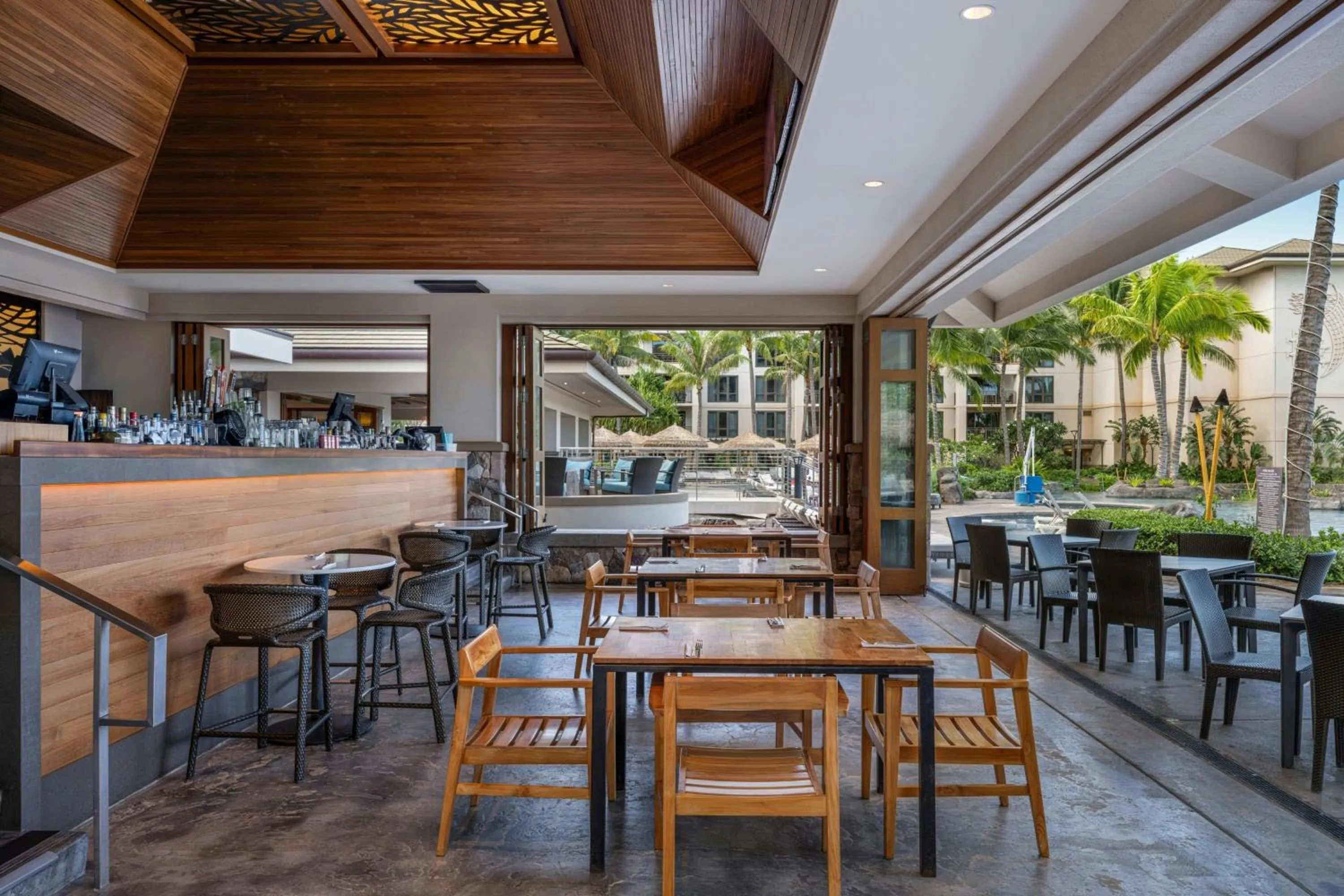 Swimming pool in The Westin Nanea Ocean Villas, Ka'anapali