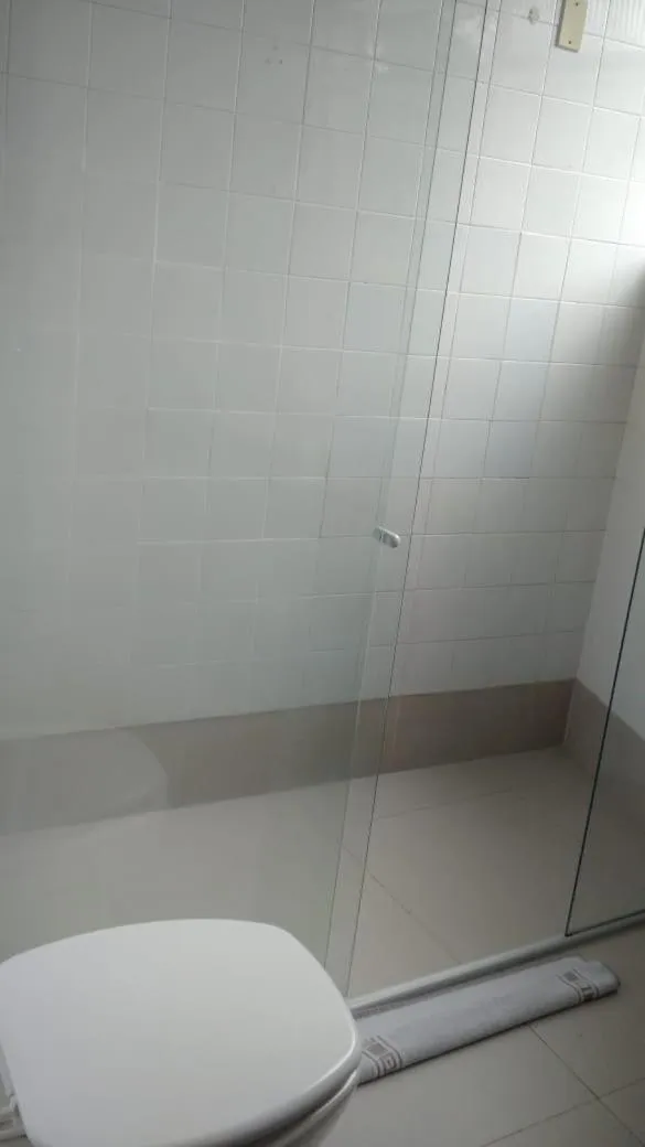 Shower in Hotel Beira Rio