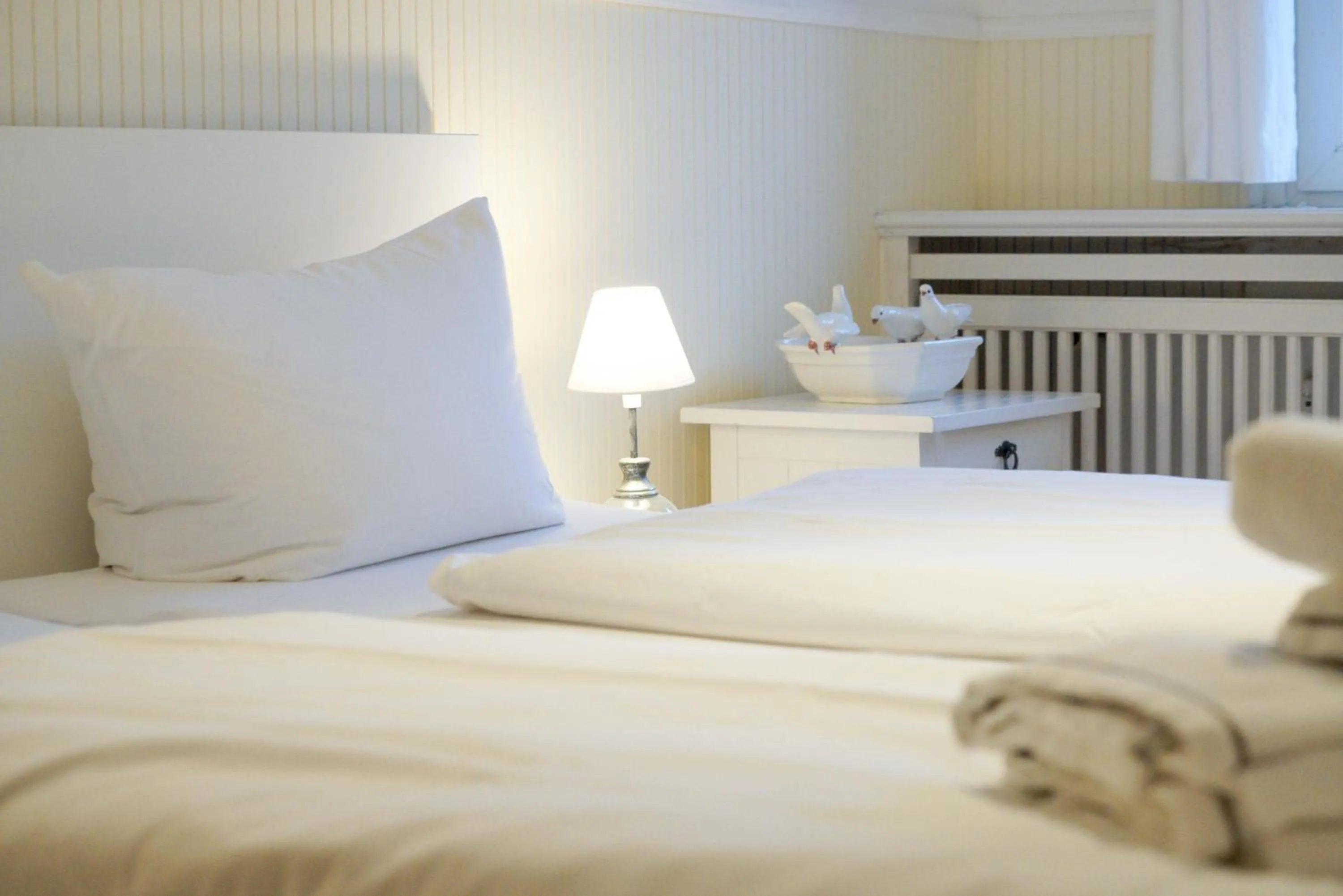 Bed in App-Alina-Haus-Ankerlicht-Whg-07