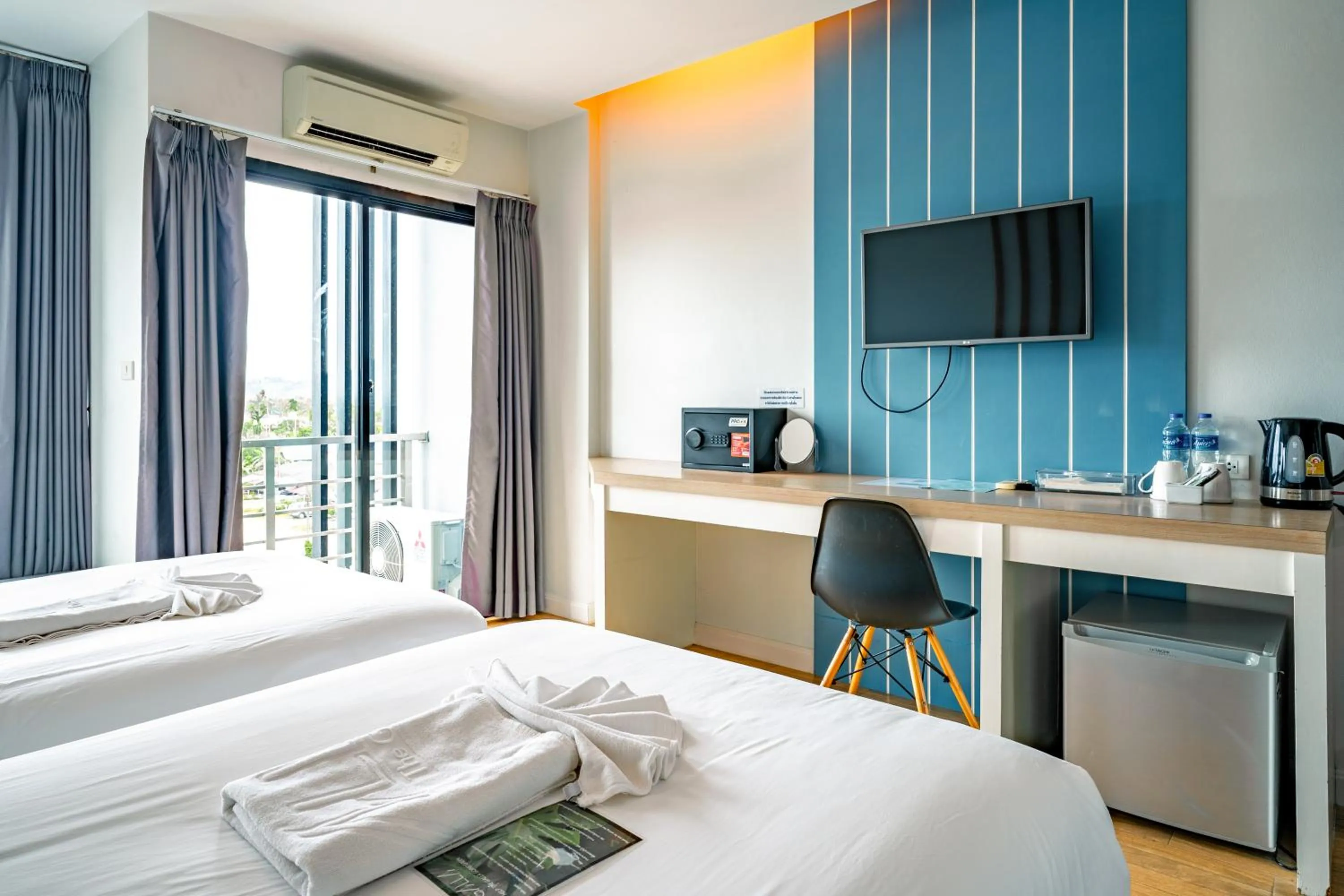 TV and multimedia, Bed in The Galla Hotel