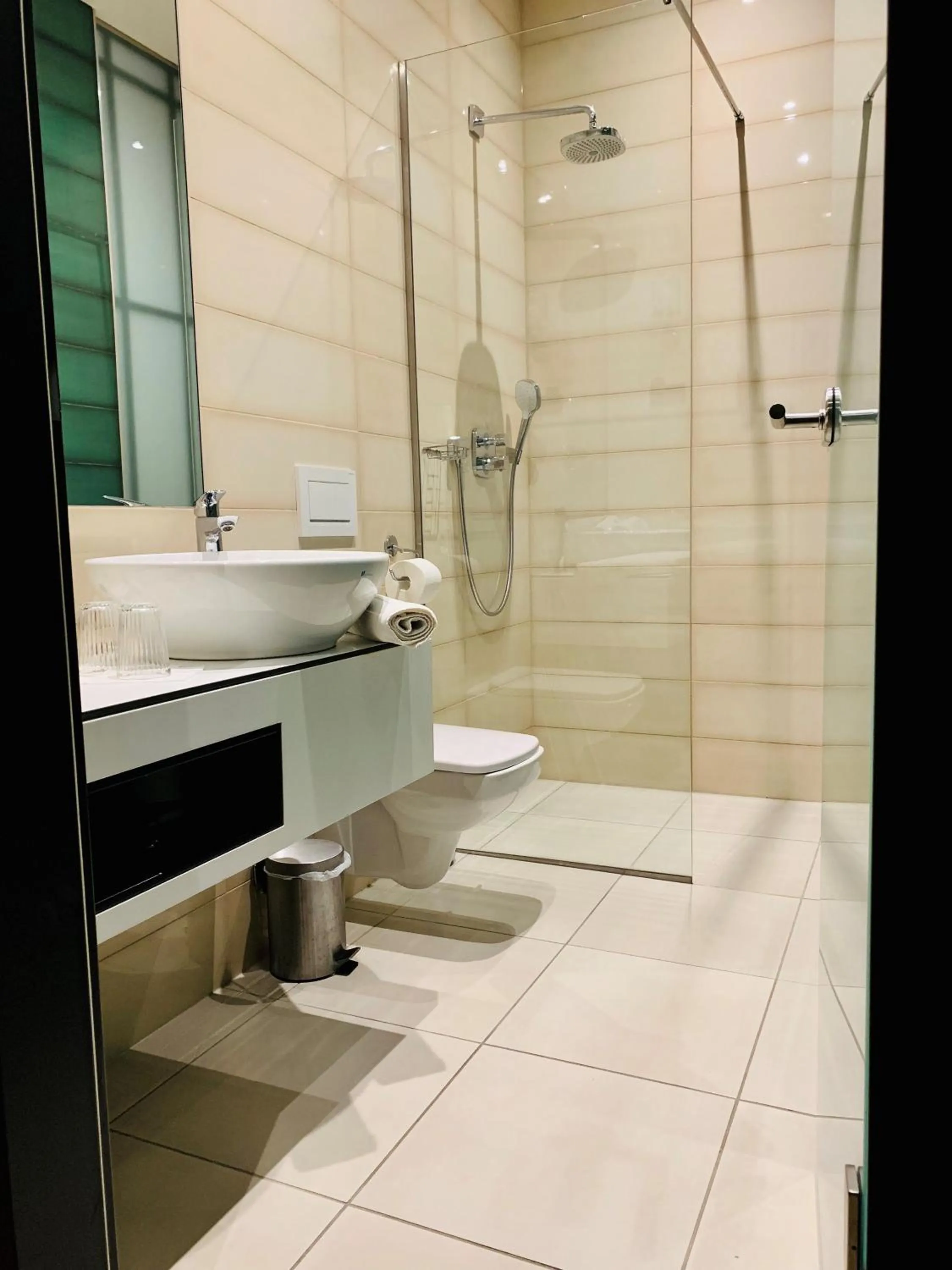 Bathroom in The Loft Budapest