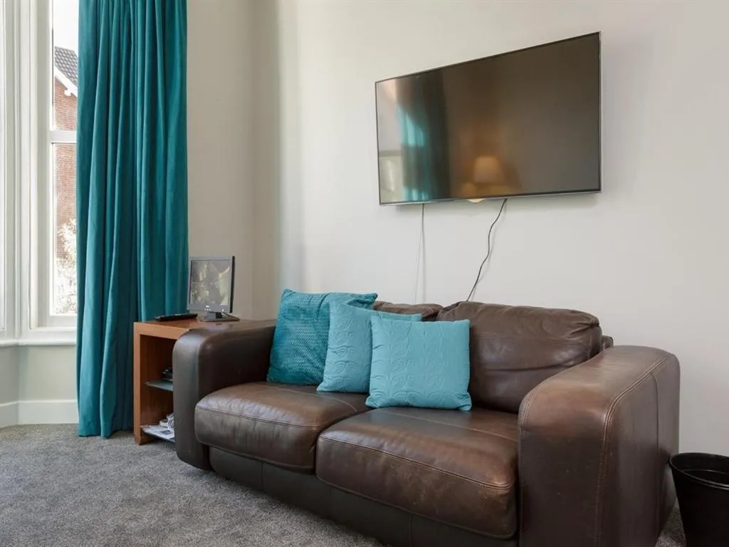 Living room in Blue Star House