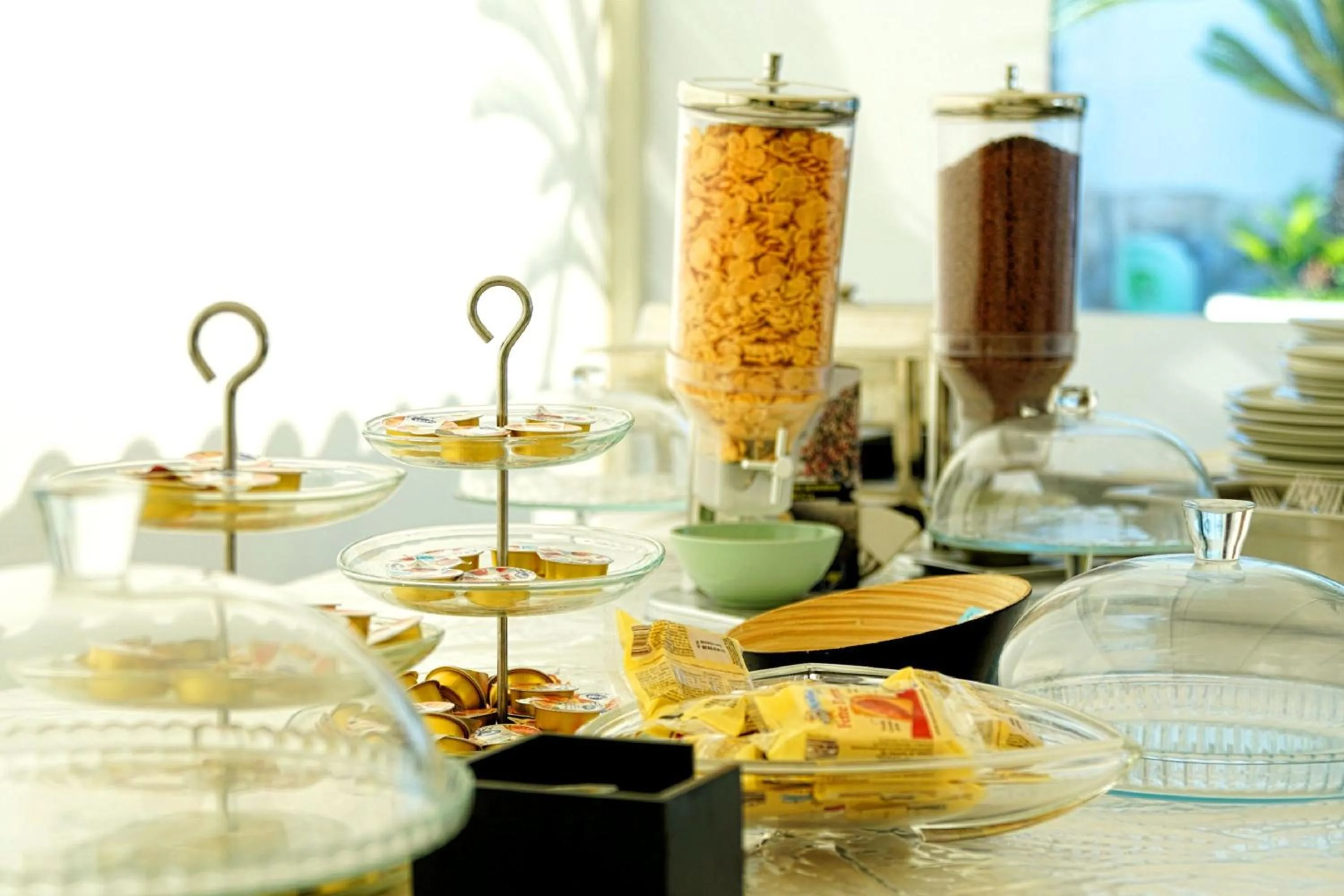 Buffet breakfast in Bee Queen Hotel