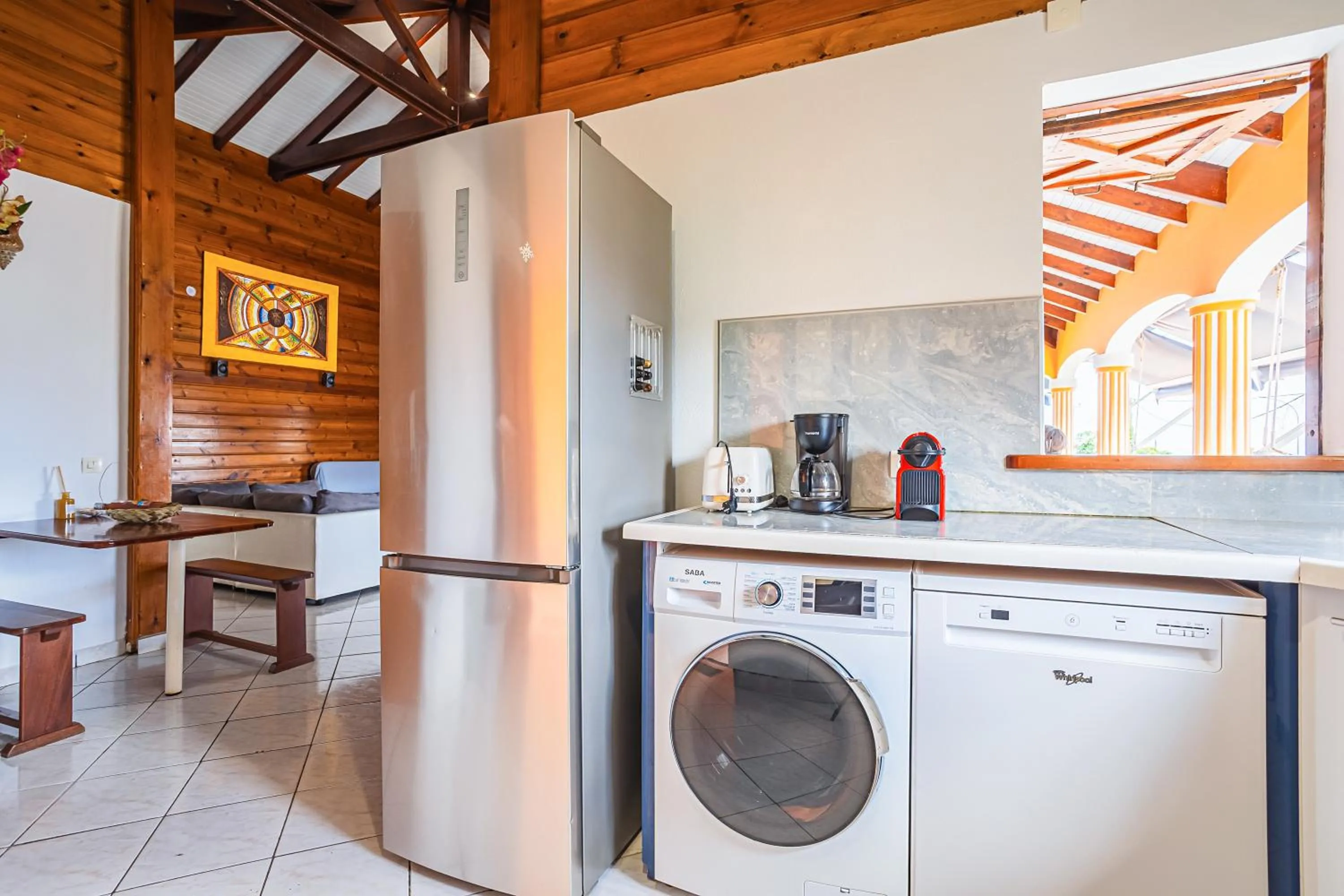 dishwasher in Villa Sofaia à sainte-rose, 9 pers, 3 chambres, vue mer et montagne, piscine privée