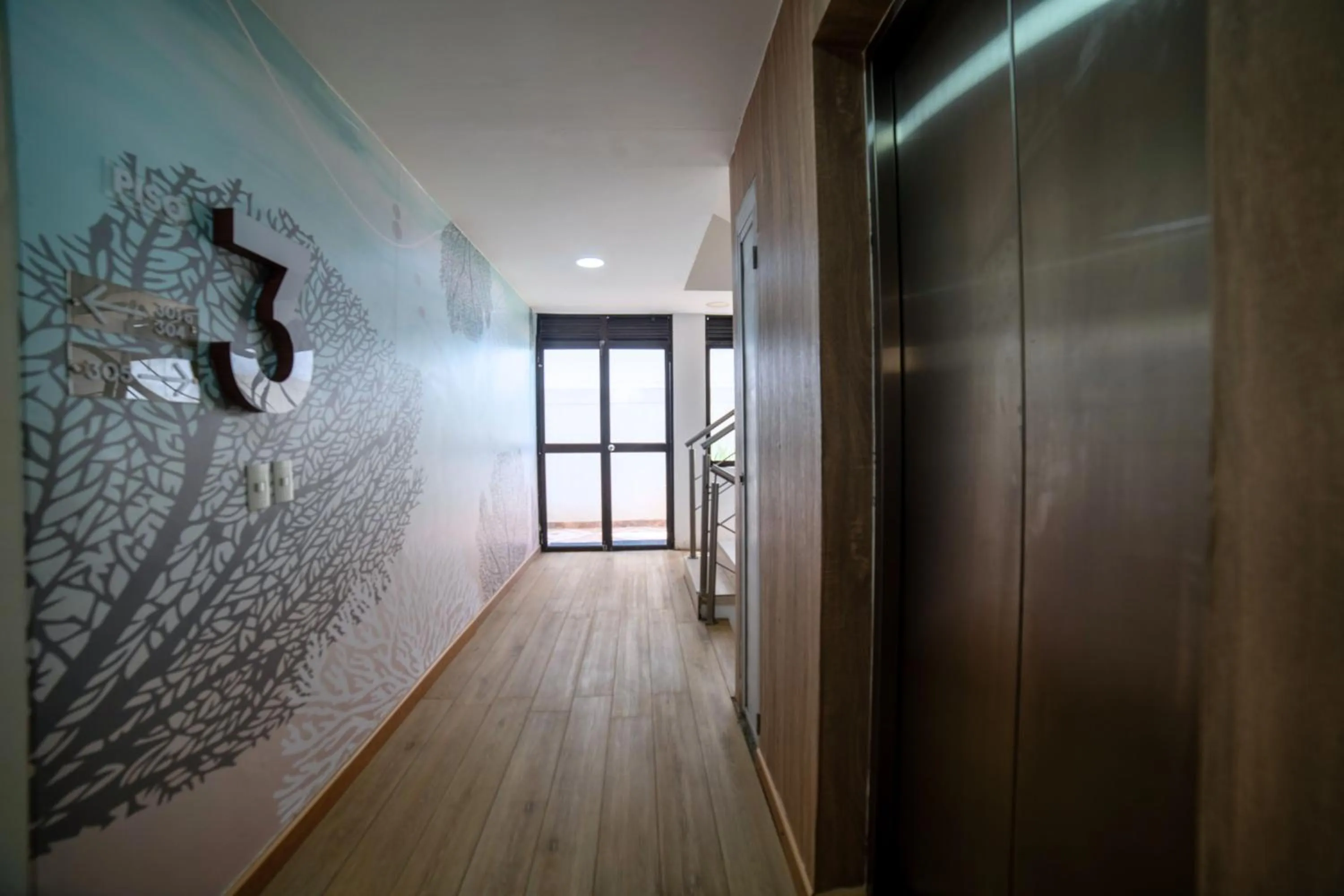 wardrobe in ZOJO MARiNA BAY