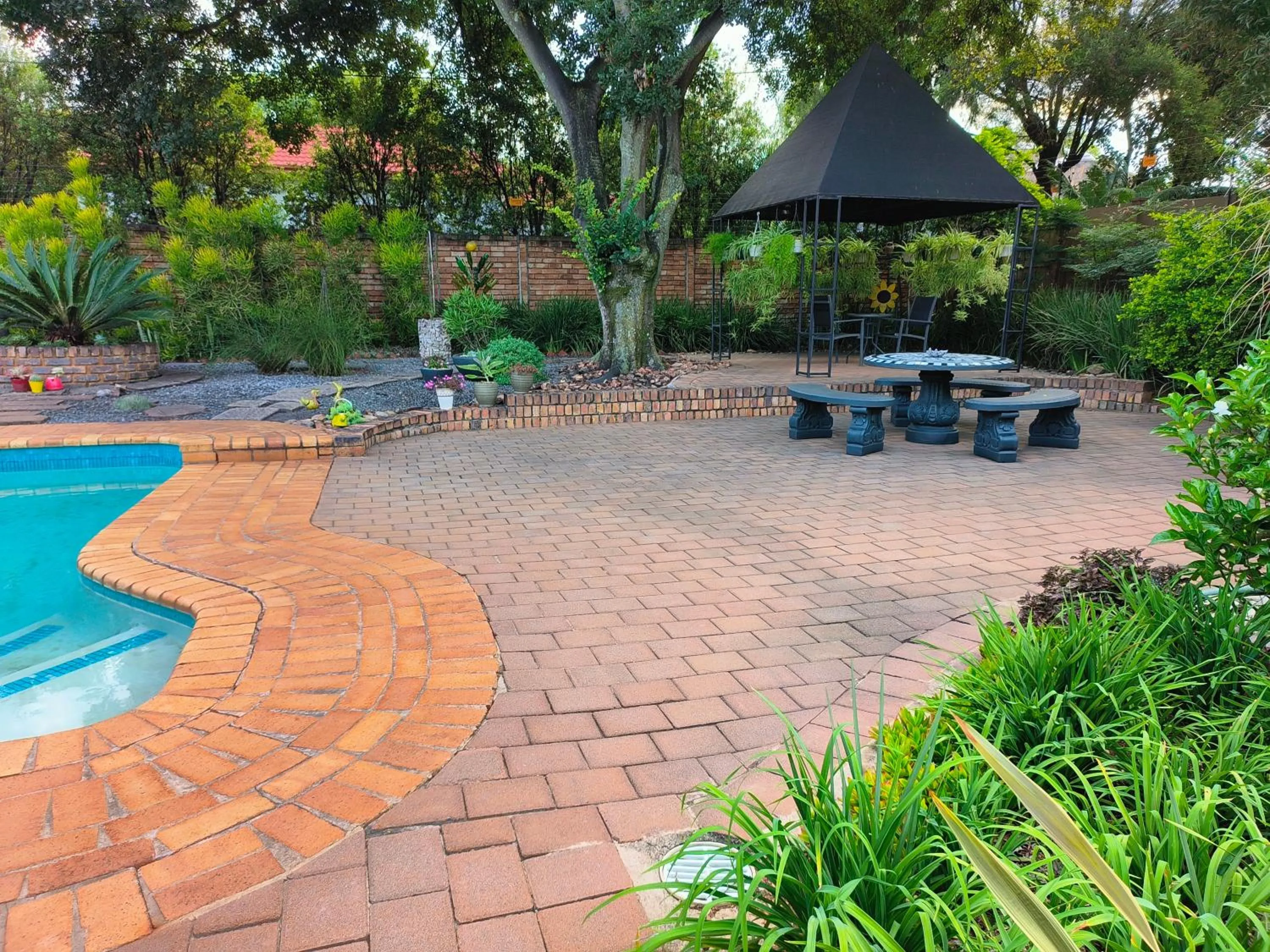 Patio in Wilger Guesthouse