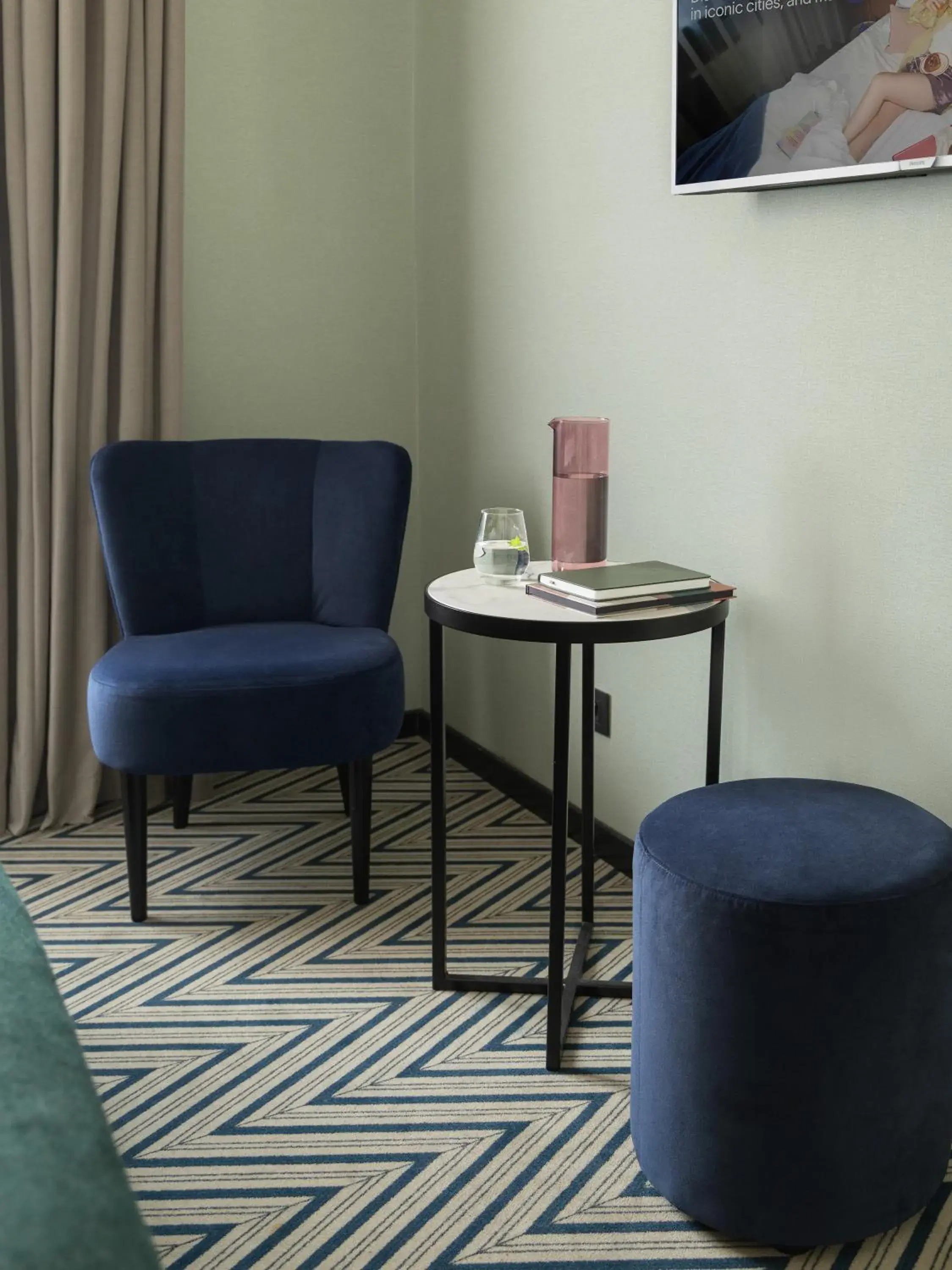 Medium Room - Twin Beds in Numa Brussels Royal Galleries Medium Room - Twin Beds in Numa Brussels Royal Galleries