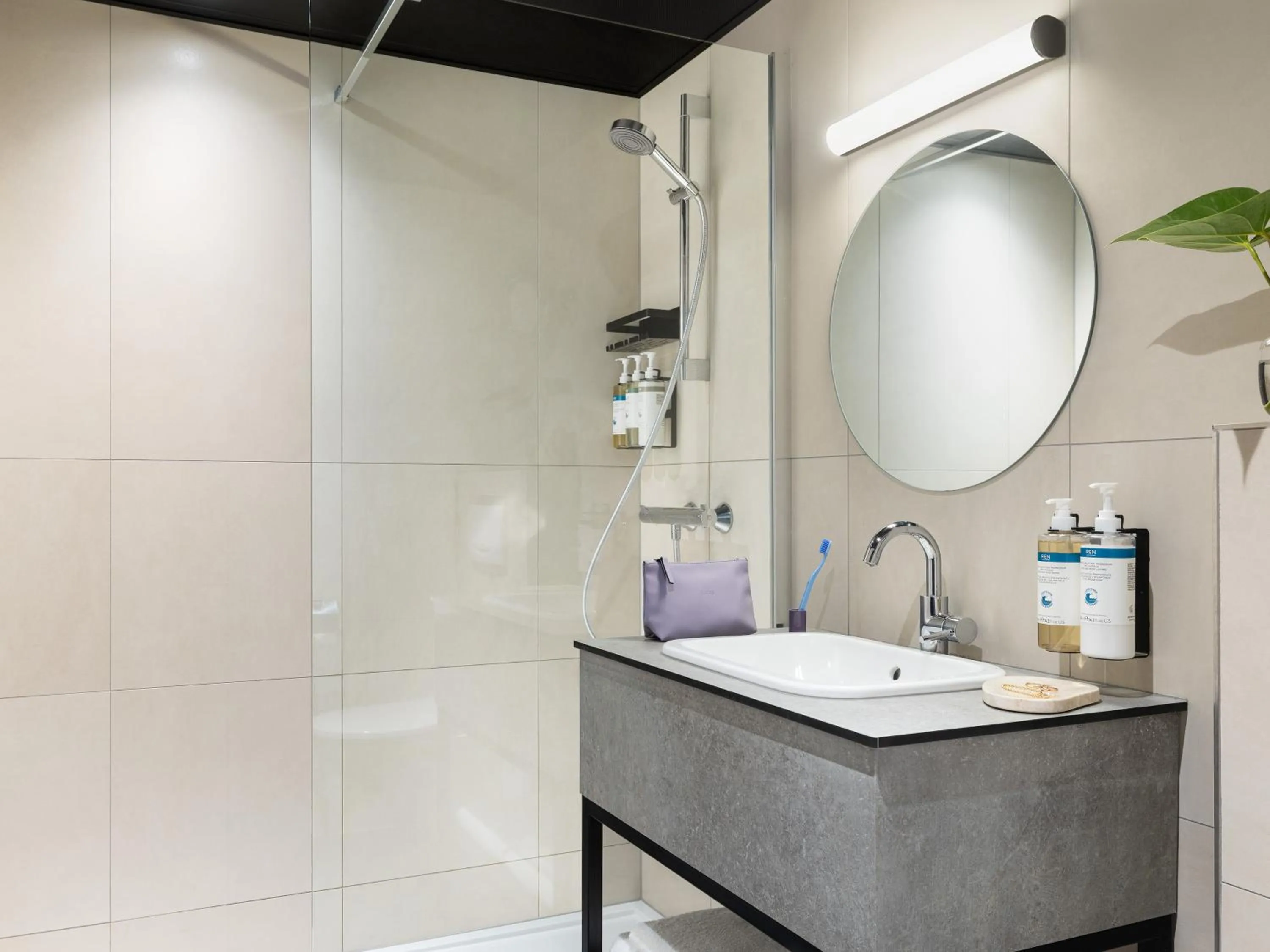 Toilet in Numa Brussels Royal Galleries