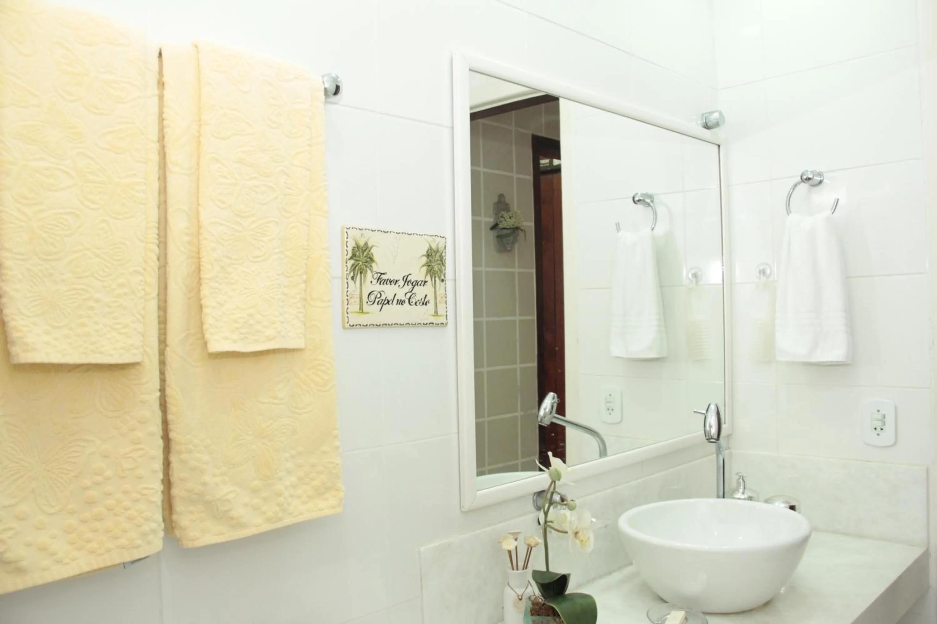 Shower in Apart Hotel Pet Friendly em Búzios