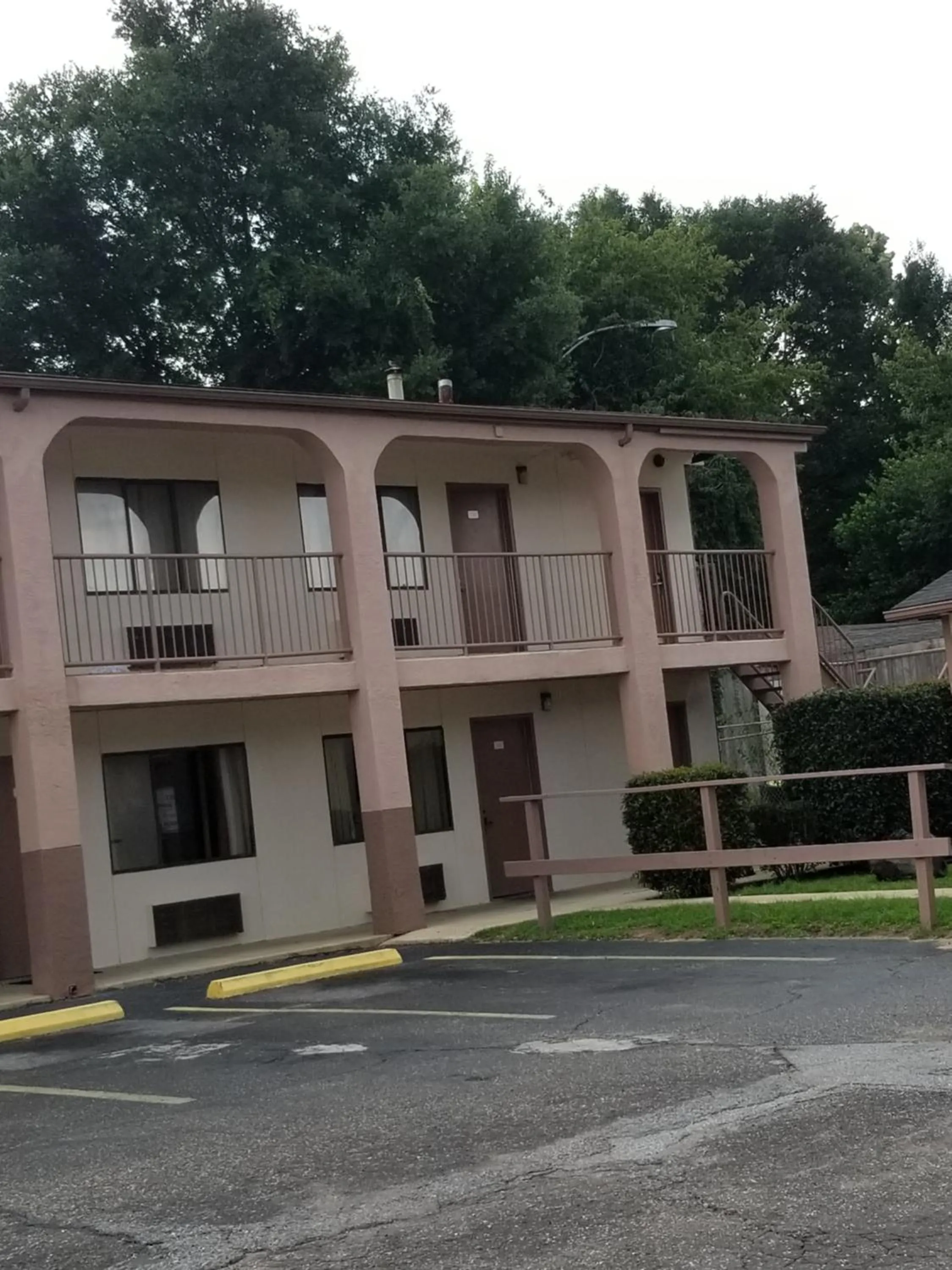 Property building in Executive Inn