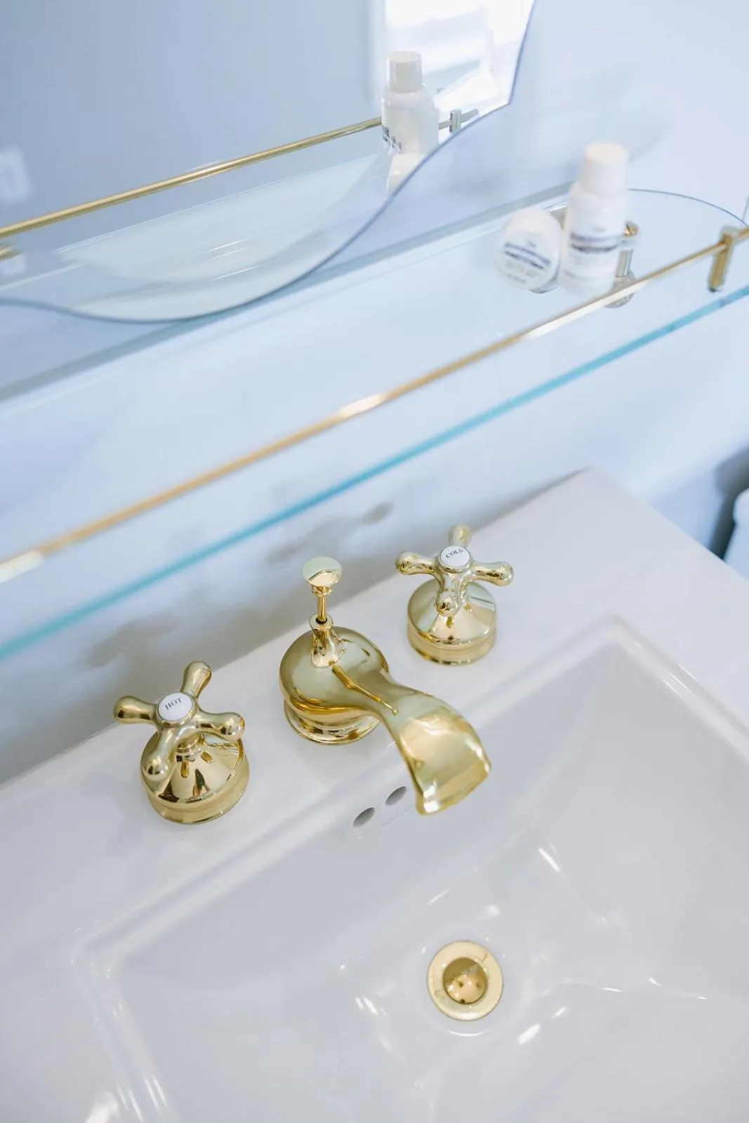 Bathroom in The Rochester Inn