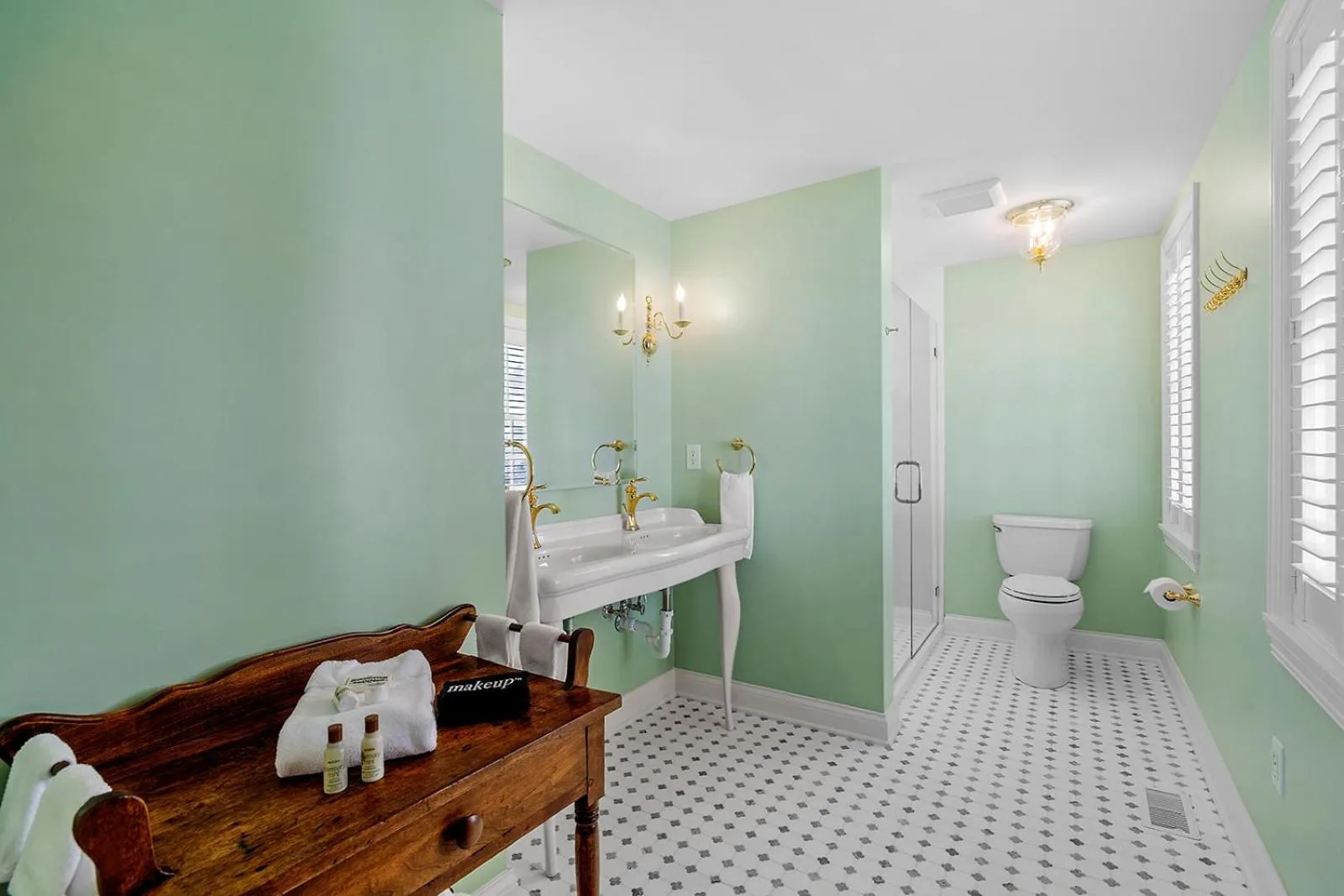 Bathroom in The Rochester Inn