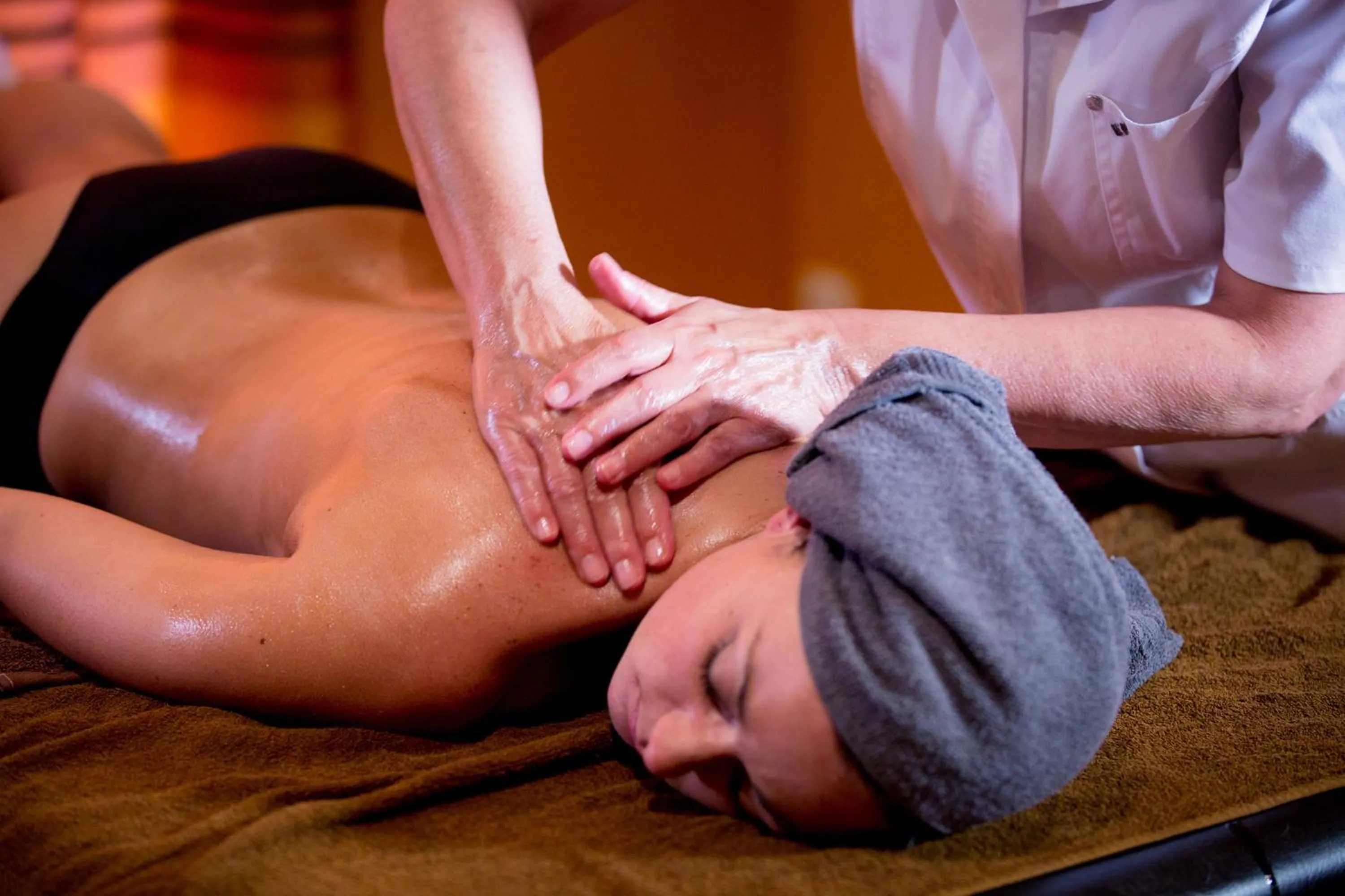 Massage in Hotel Gowell Kuur- en Wellness Yolande Buekers