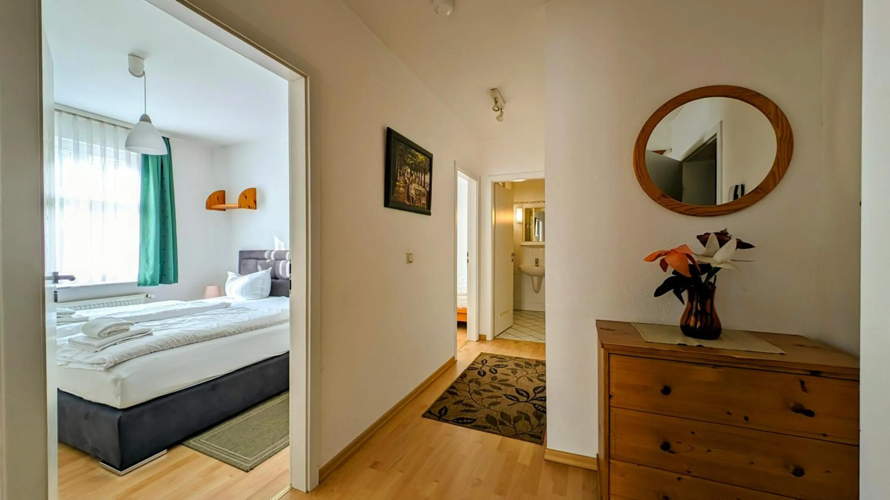 Bed in Miramar-App-06