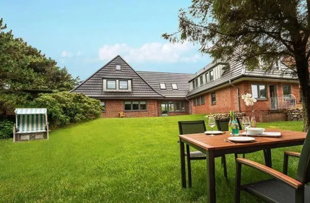 Gartenwohnung-Landhaus-Tadsen
