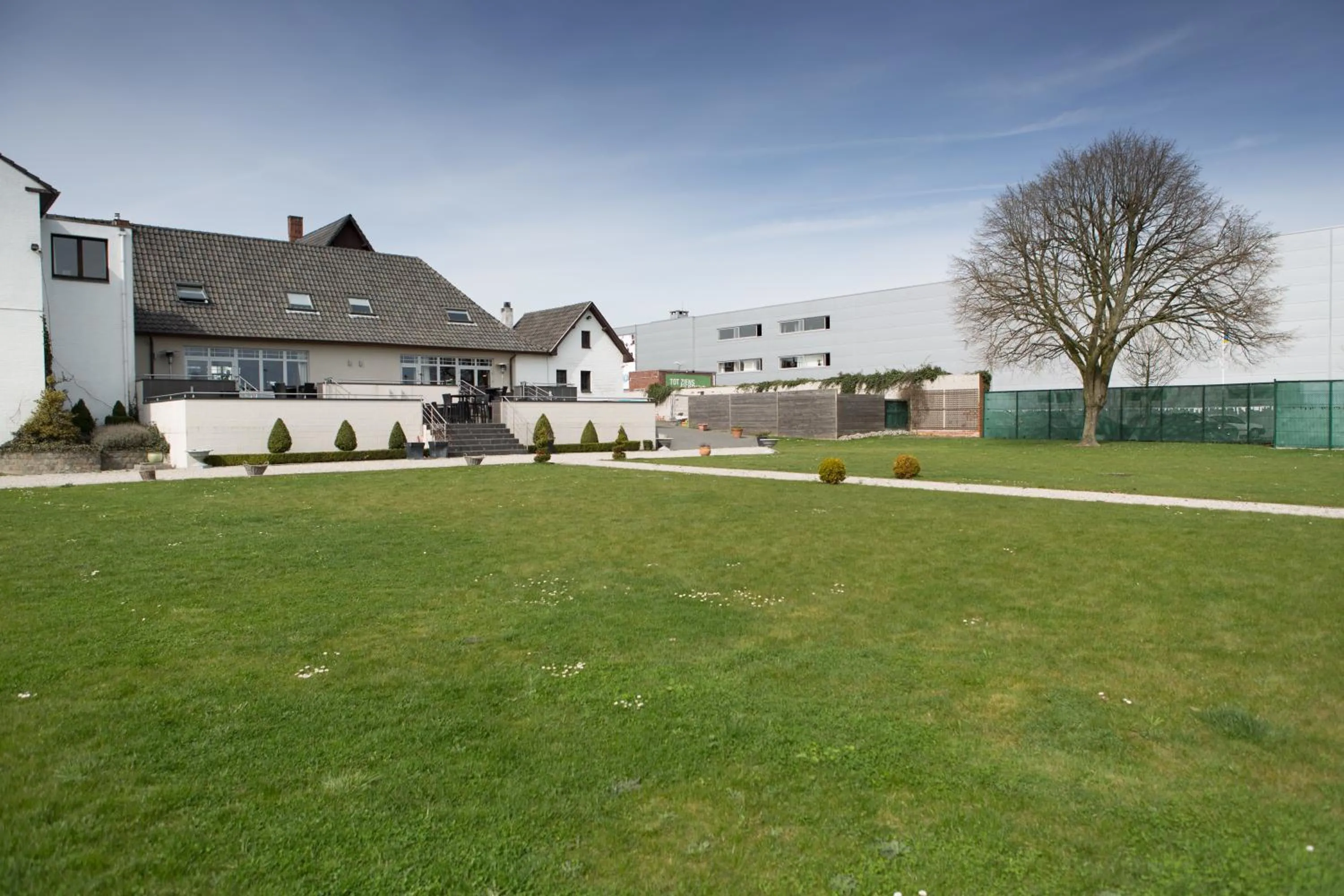 Garden in Hotel Malpertuus