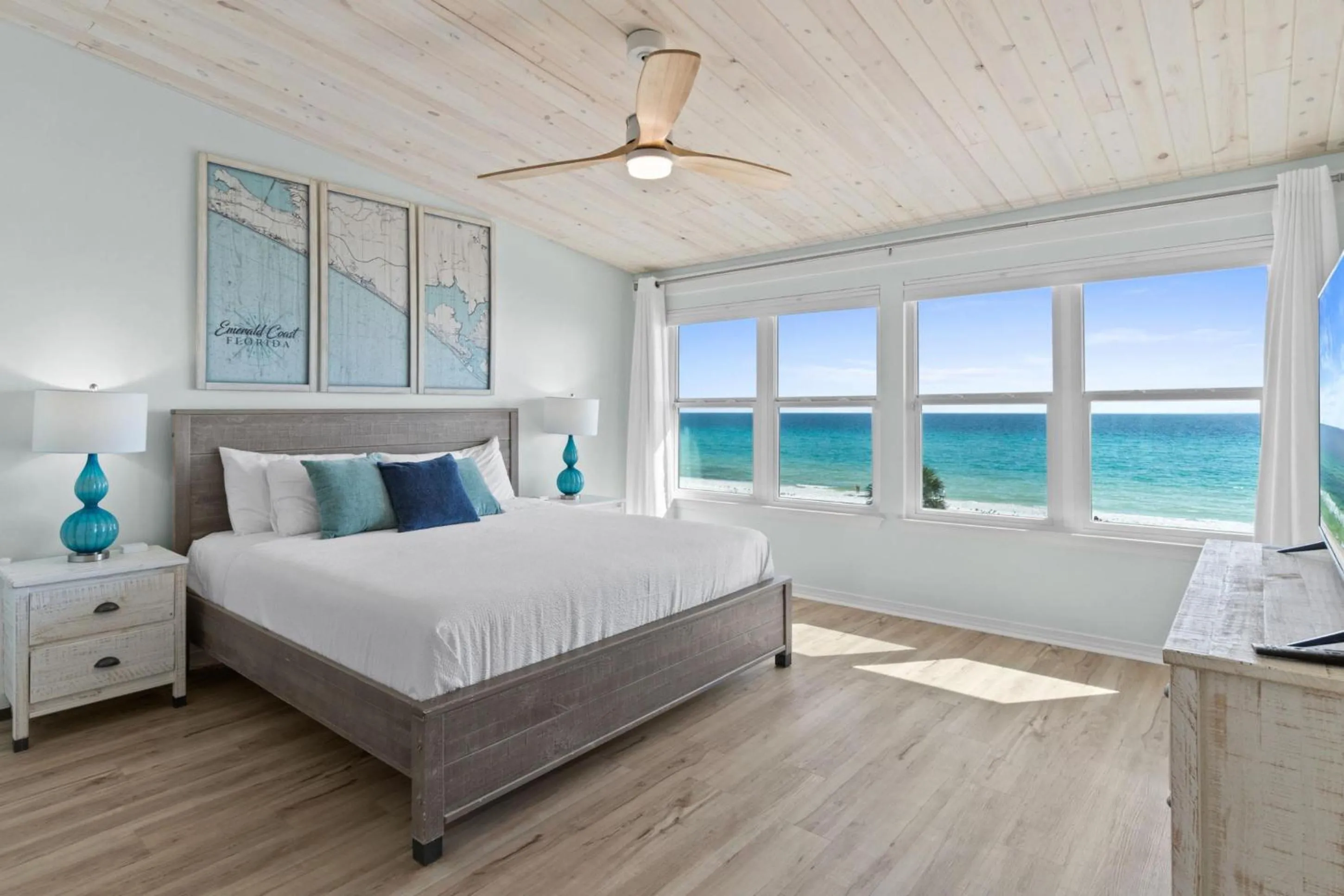 Bed in Beachside West Townhome