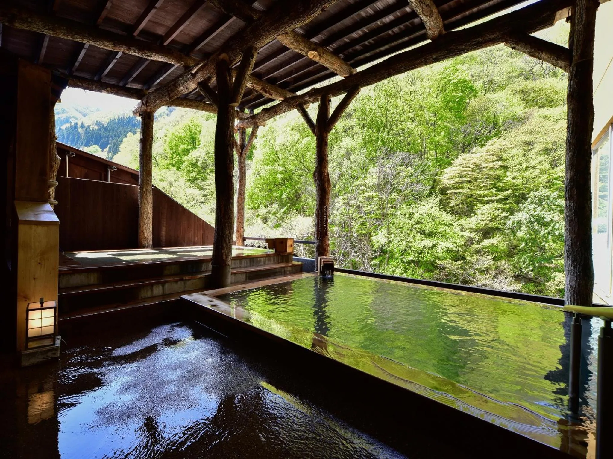 Hot Spring Bath in Yuze Hotel
