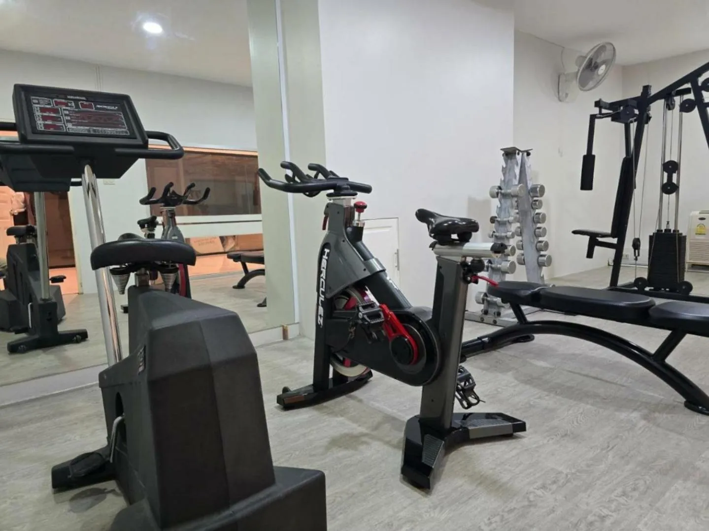 Fitness centre/facilities in Smile Court Pattaya by Mike Group