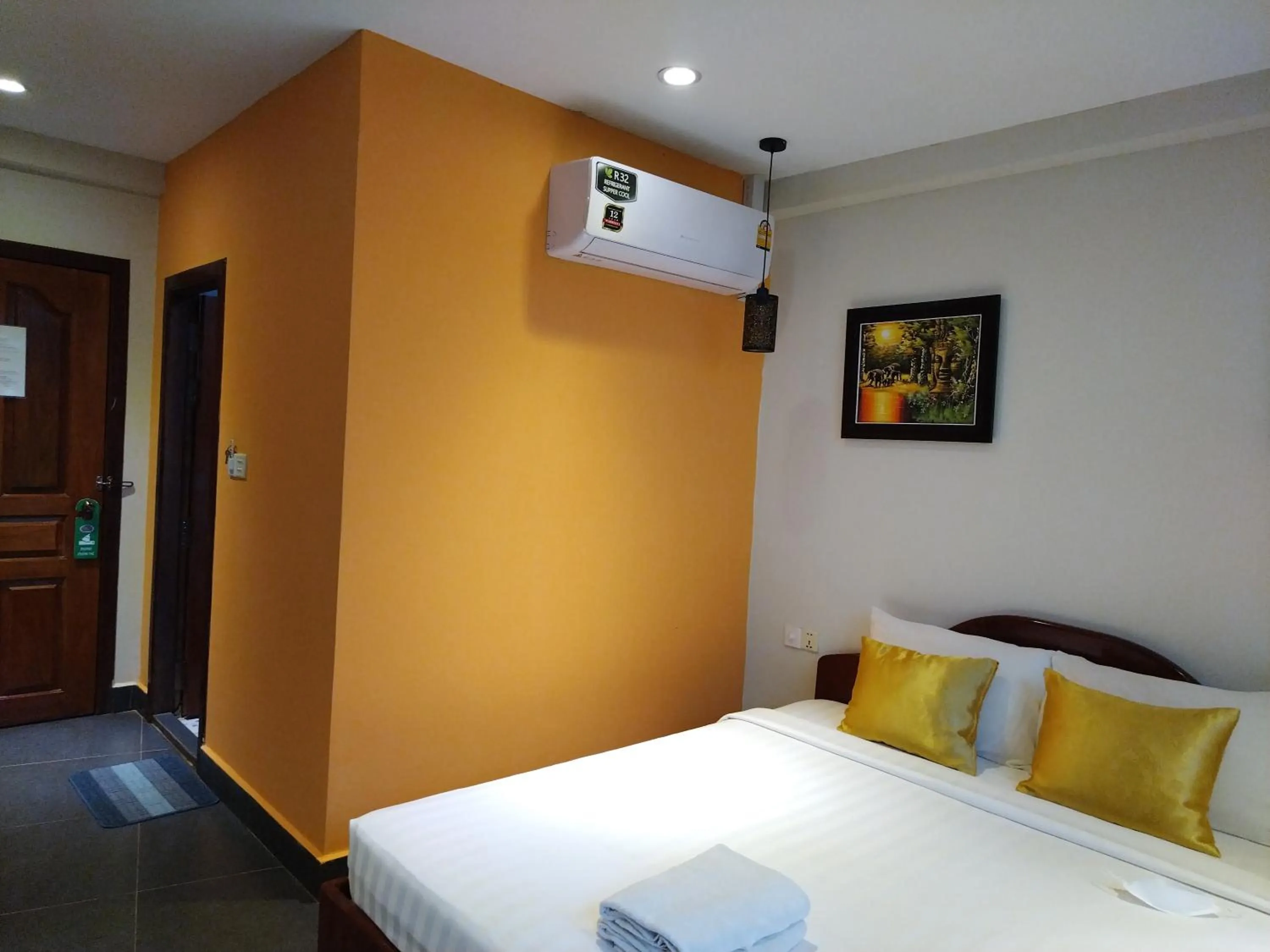 Bedroom, Bed in Le Water Villa