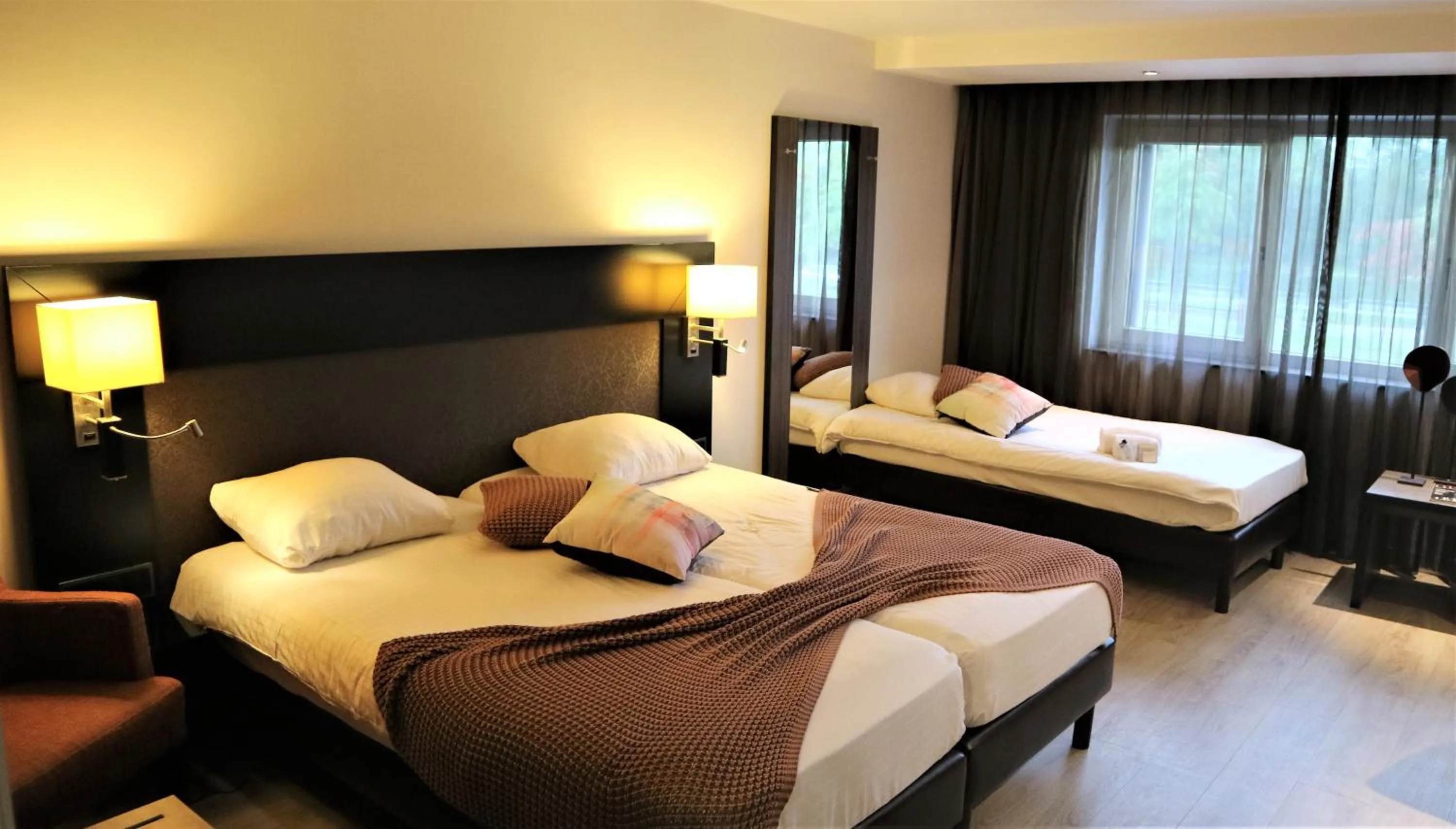 Bedroom, Bed in Eurotel Lanaken