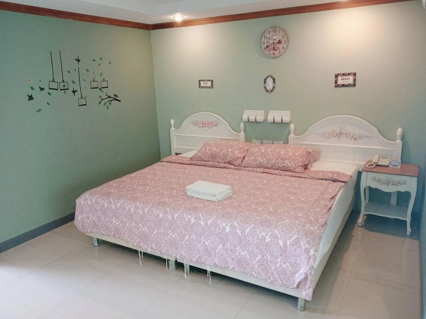 Bed in The Lilly Hotel