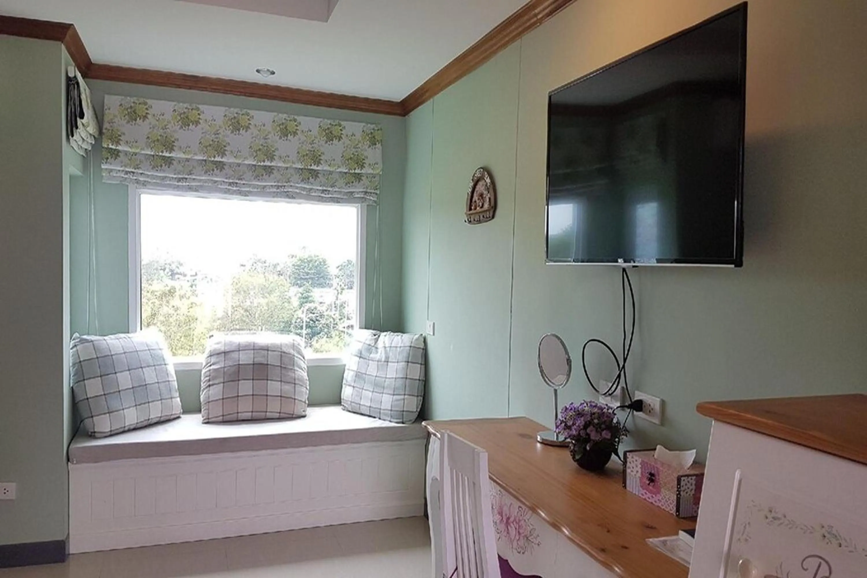 TV and multimedia in The Lilly Hotel