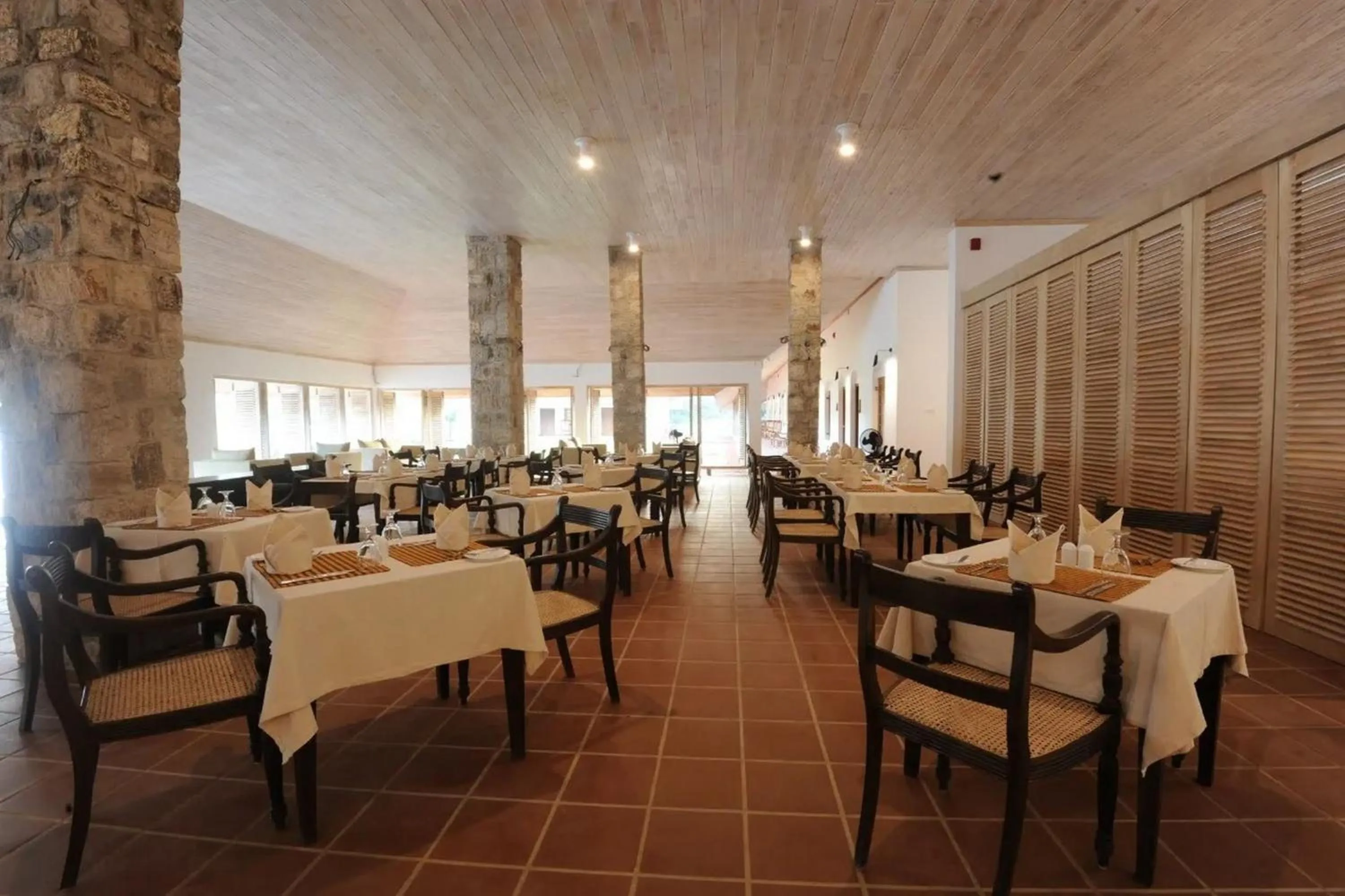 Restaurant/places to eat in EKHO Sigiriya - 700 meters to Sigiriya Rock