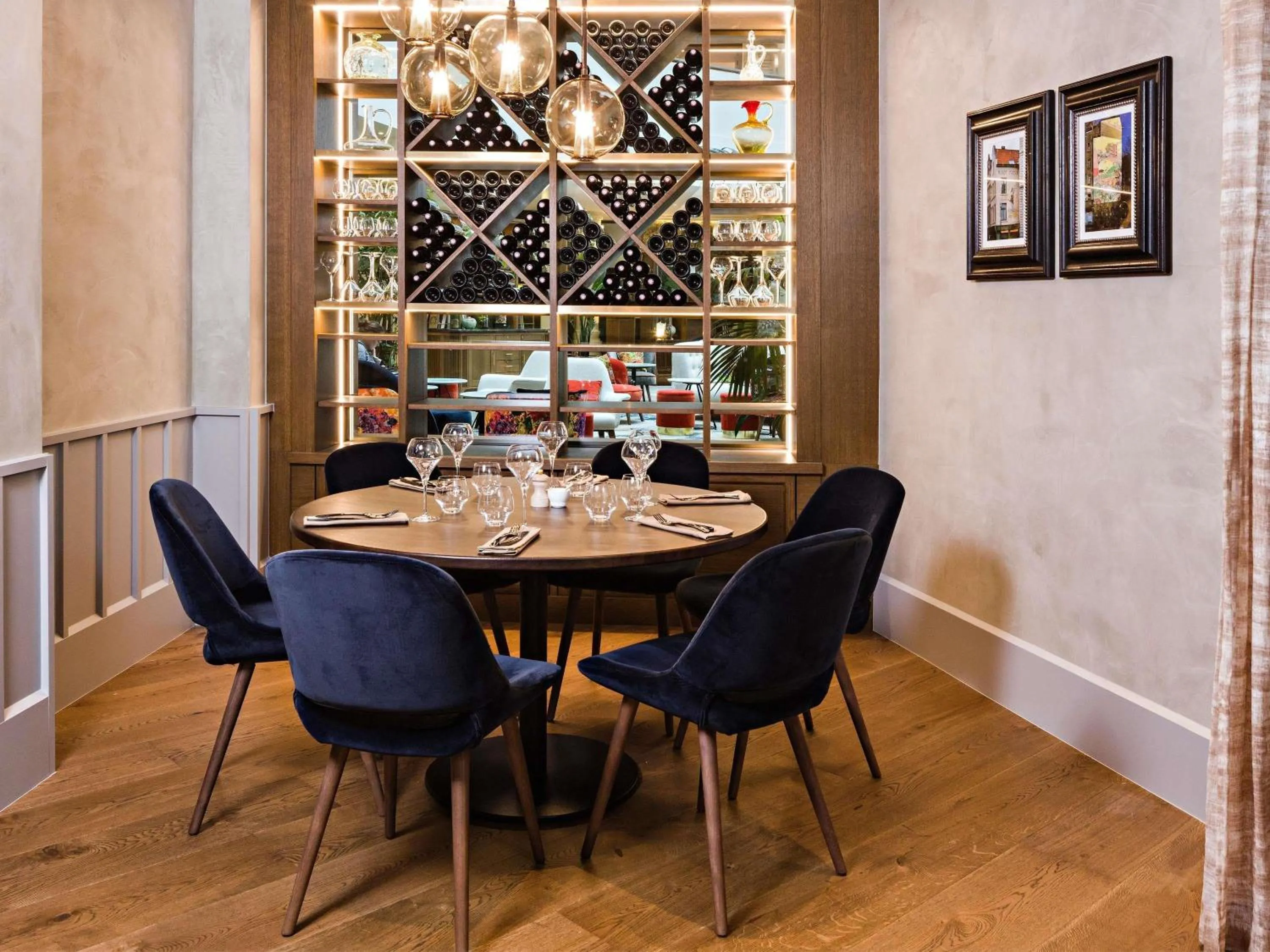 Restaurant/places to eat in Sofitel Brussels Europe