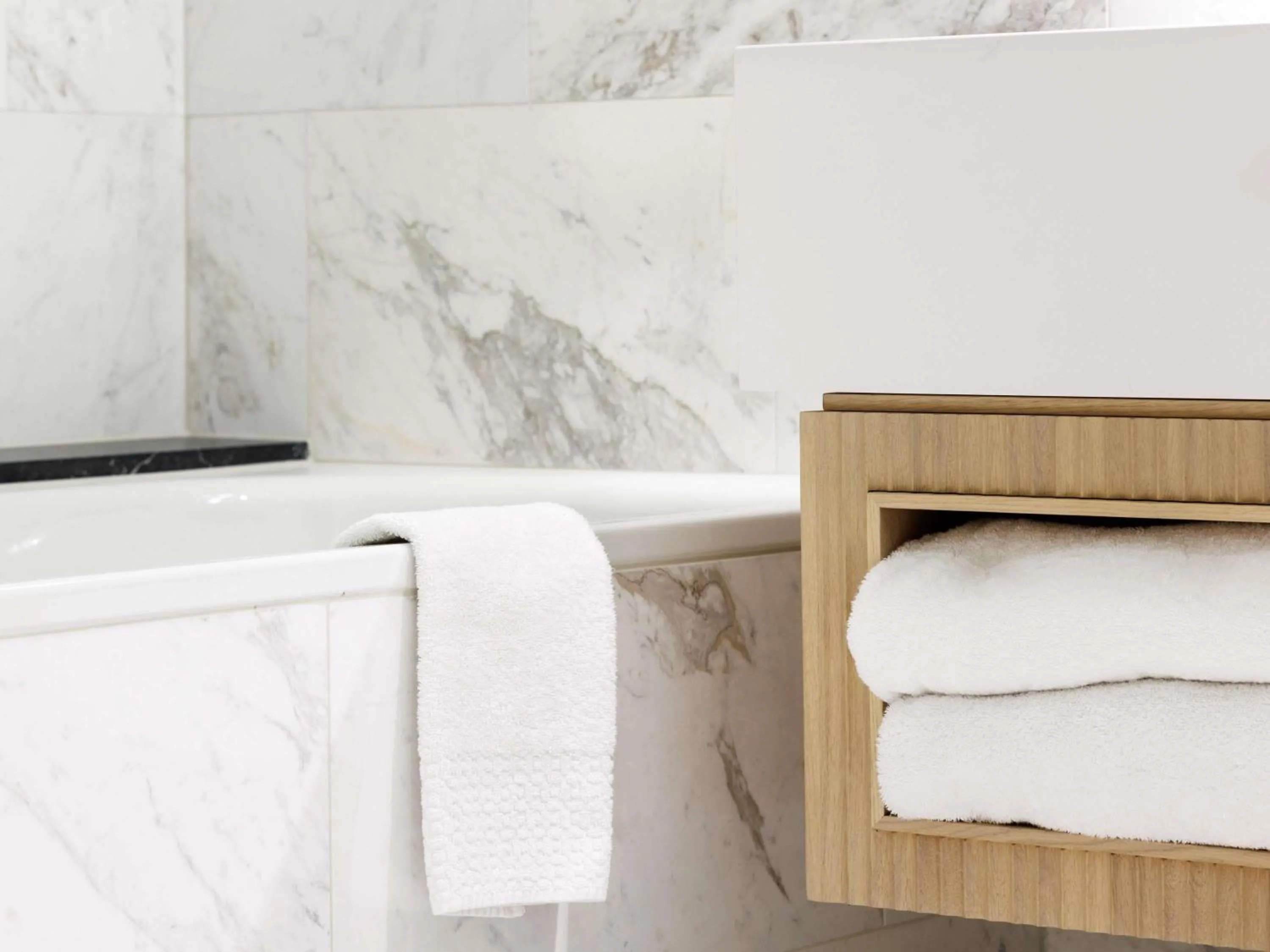 Bathroom in Sofitel Brussels Europe