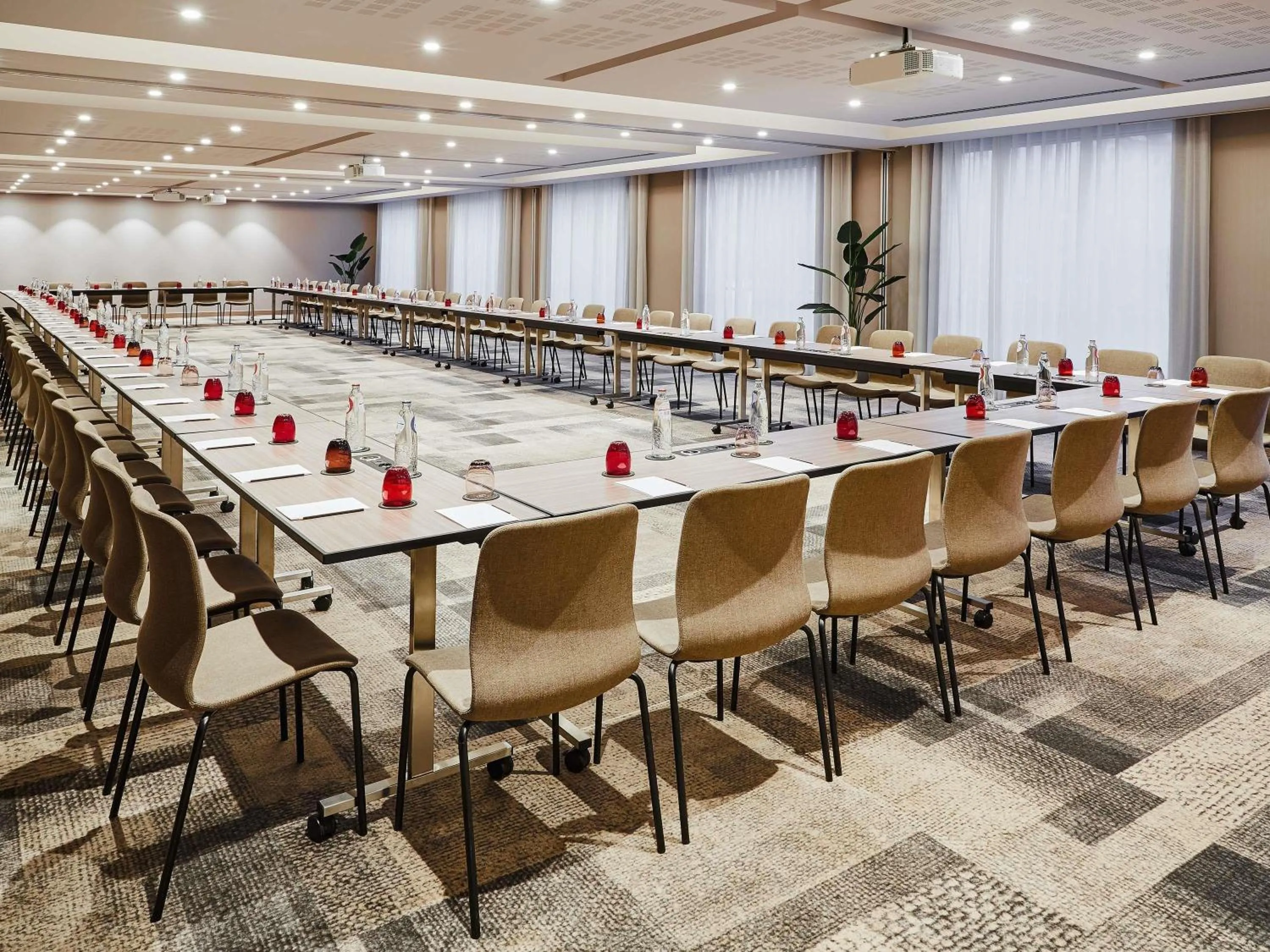 Meeting/conference room in Sofitel Brussels Europe