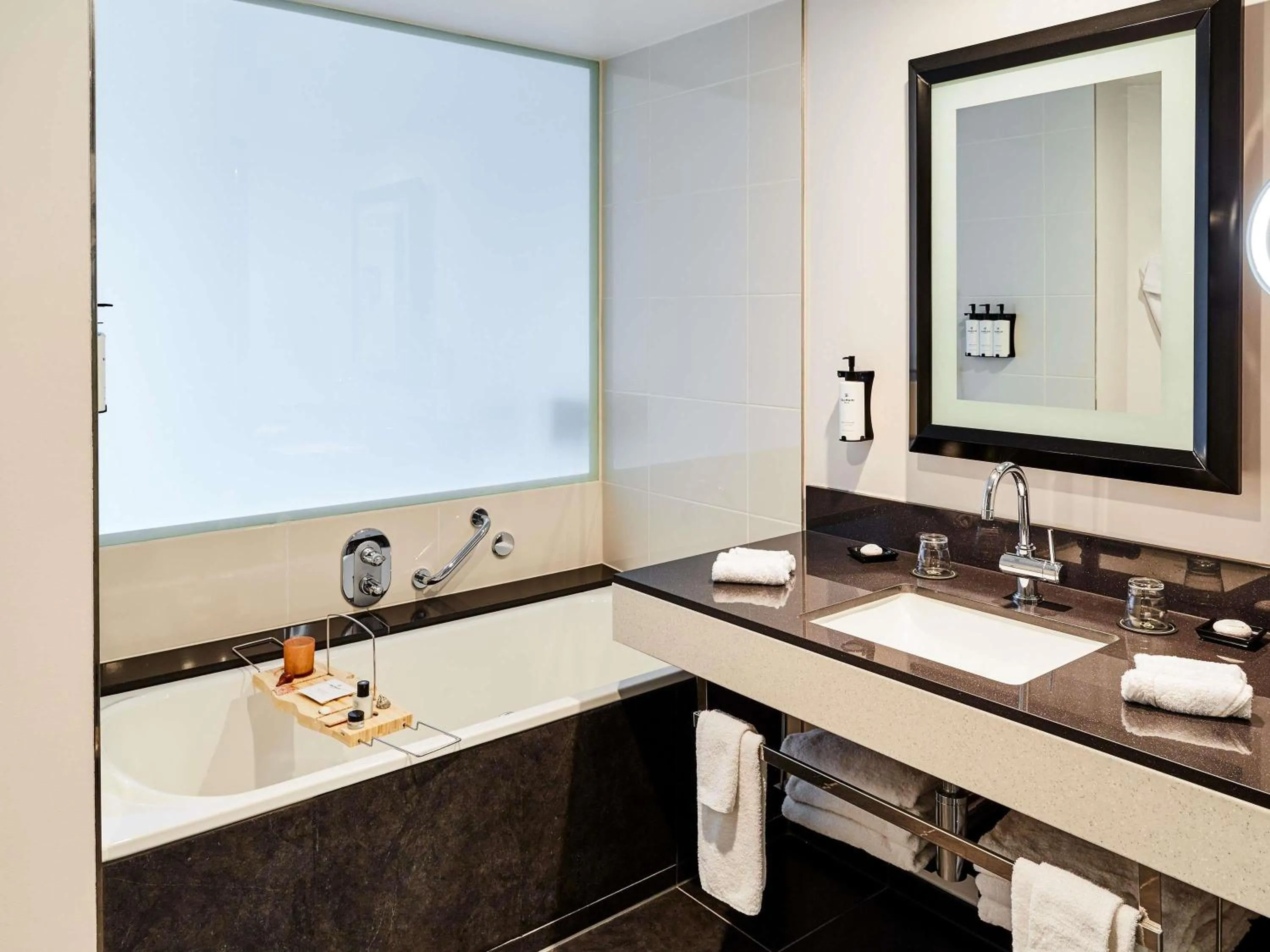 Bedroom in Sofitel Brussels Europe