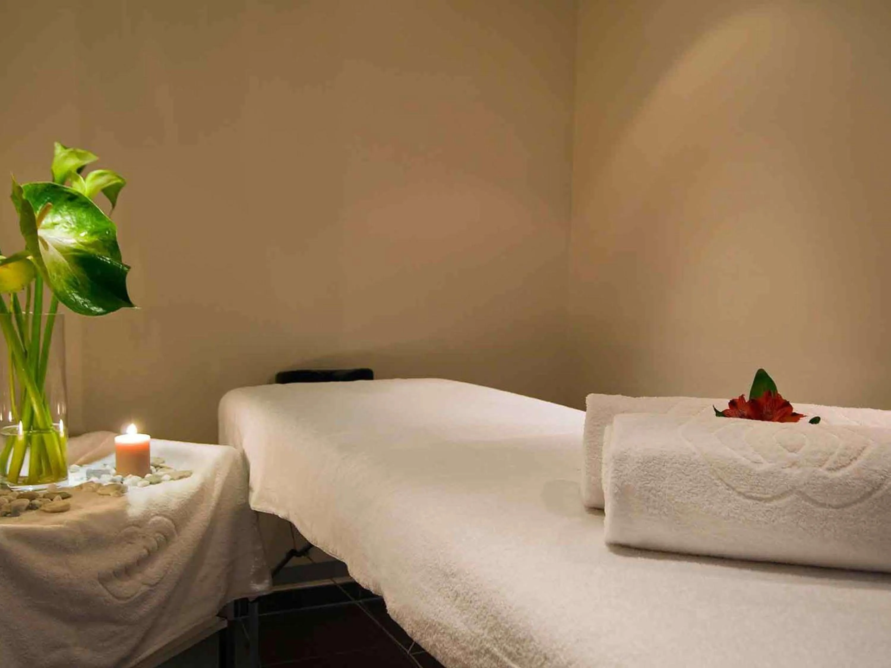 Massage, Bed in Sofitel Brussels Europe