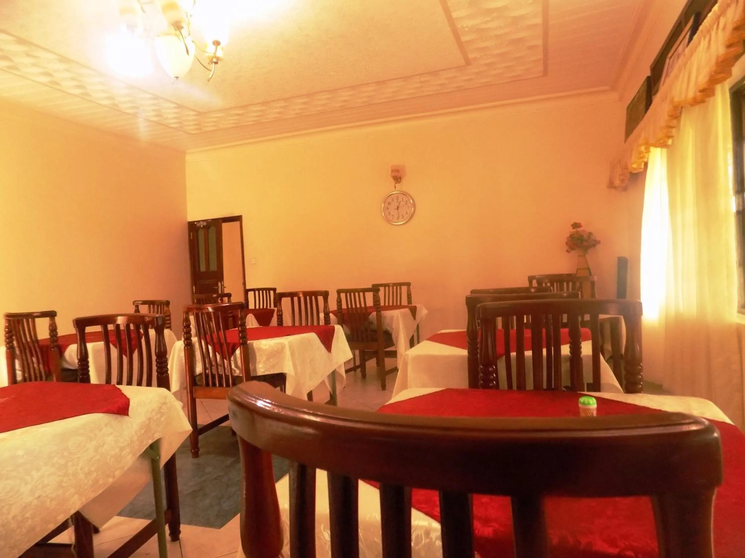Restaurant/places to eat in Rhino Motel Mbarara